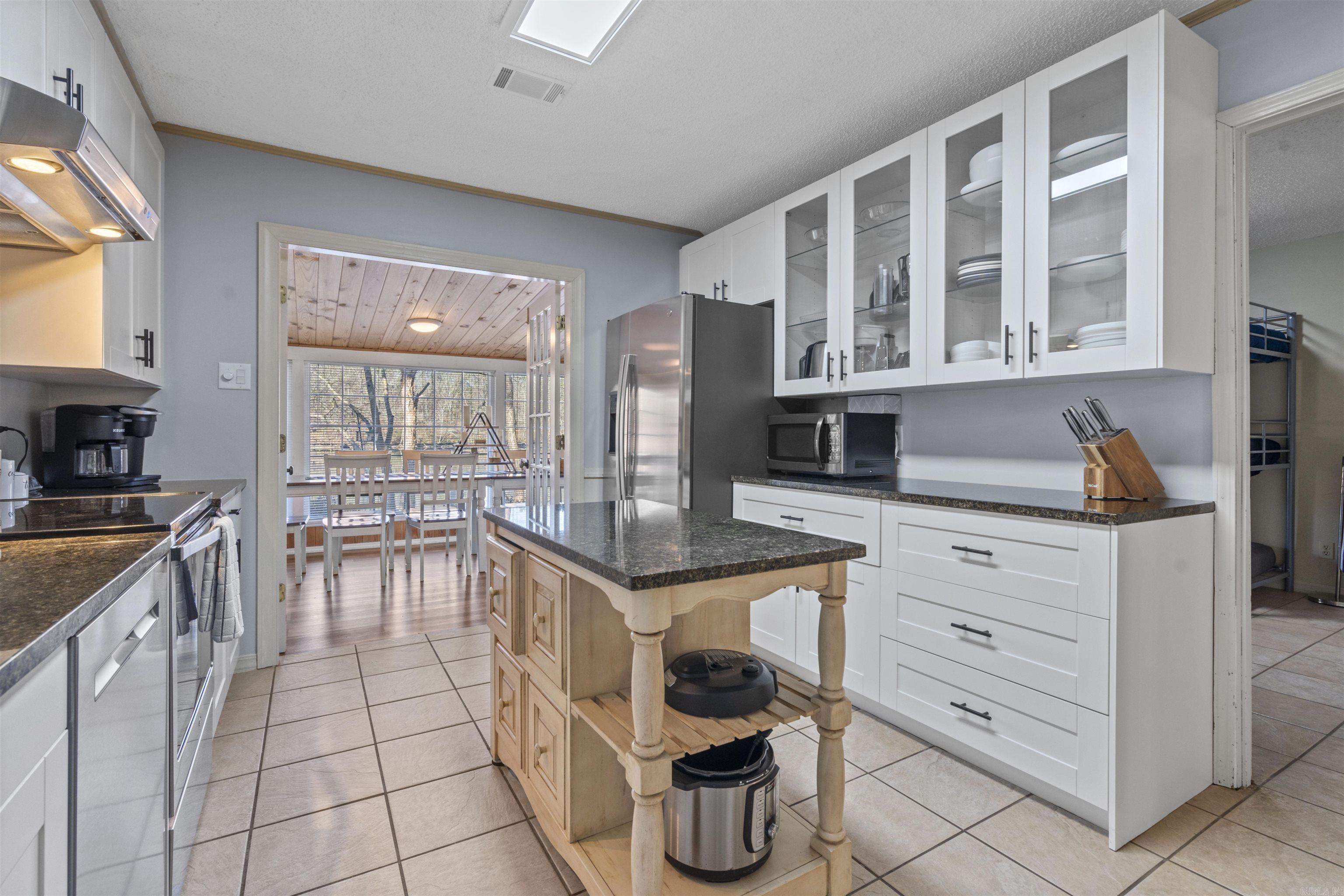 1722  Treasure Isle Rd  Hot Springs, AR