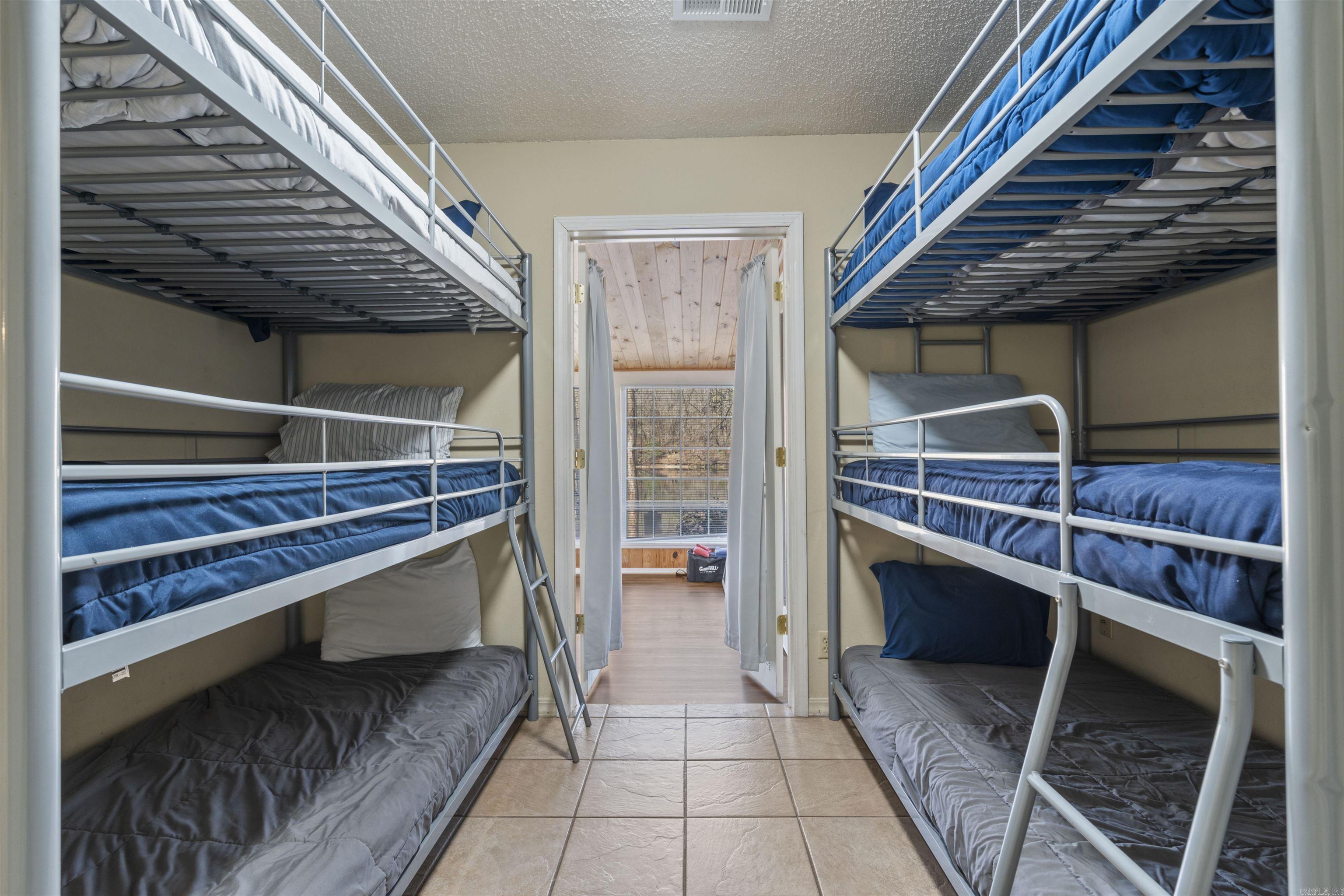 1722  Treasure Isle Rd  Hot Springs, AR