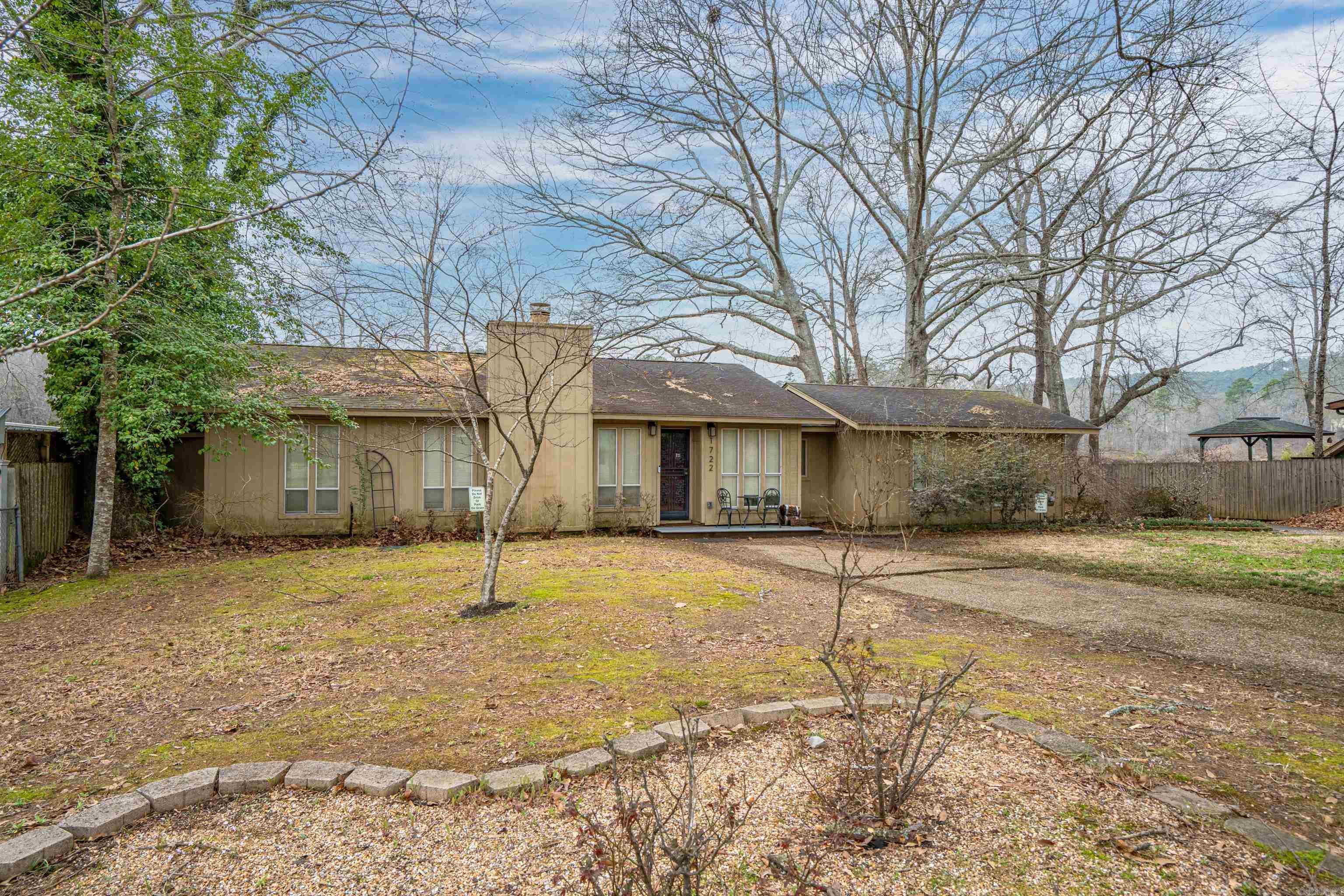 1722  Treasure Isle Rd  Hot Springs, AR