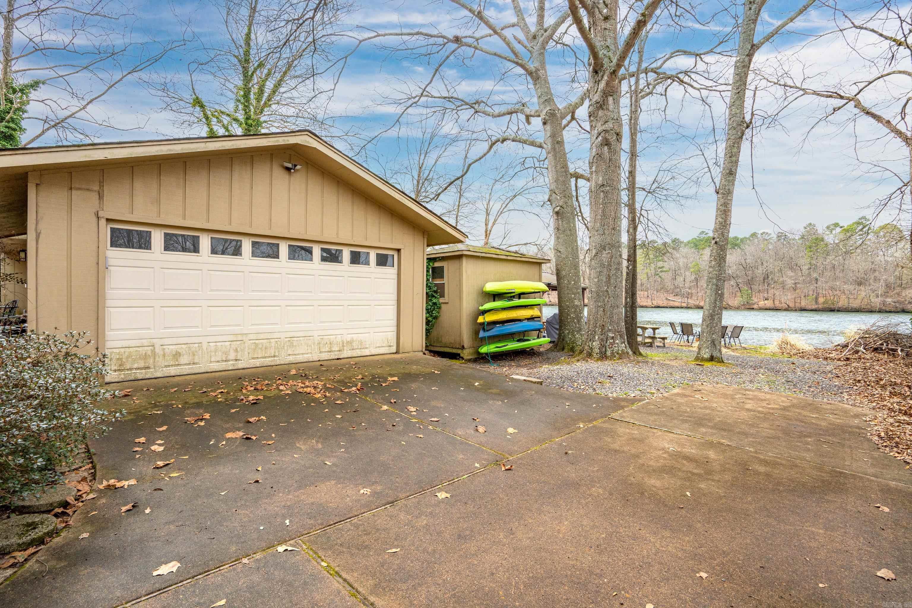 1722  Treasure Isle Rd  Hot Springs, AR