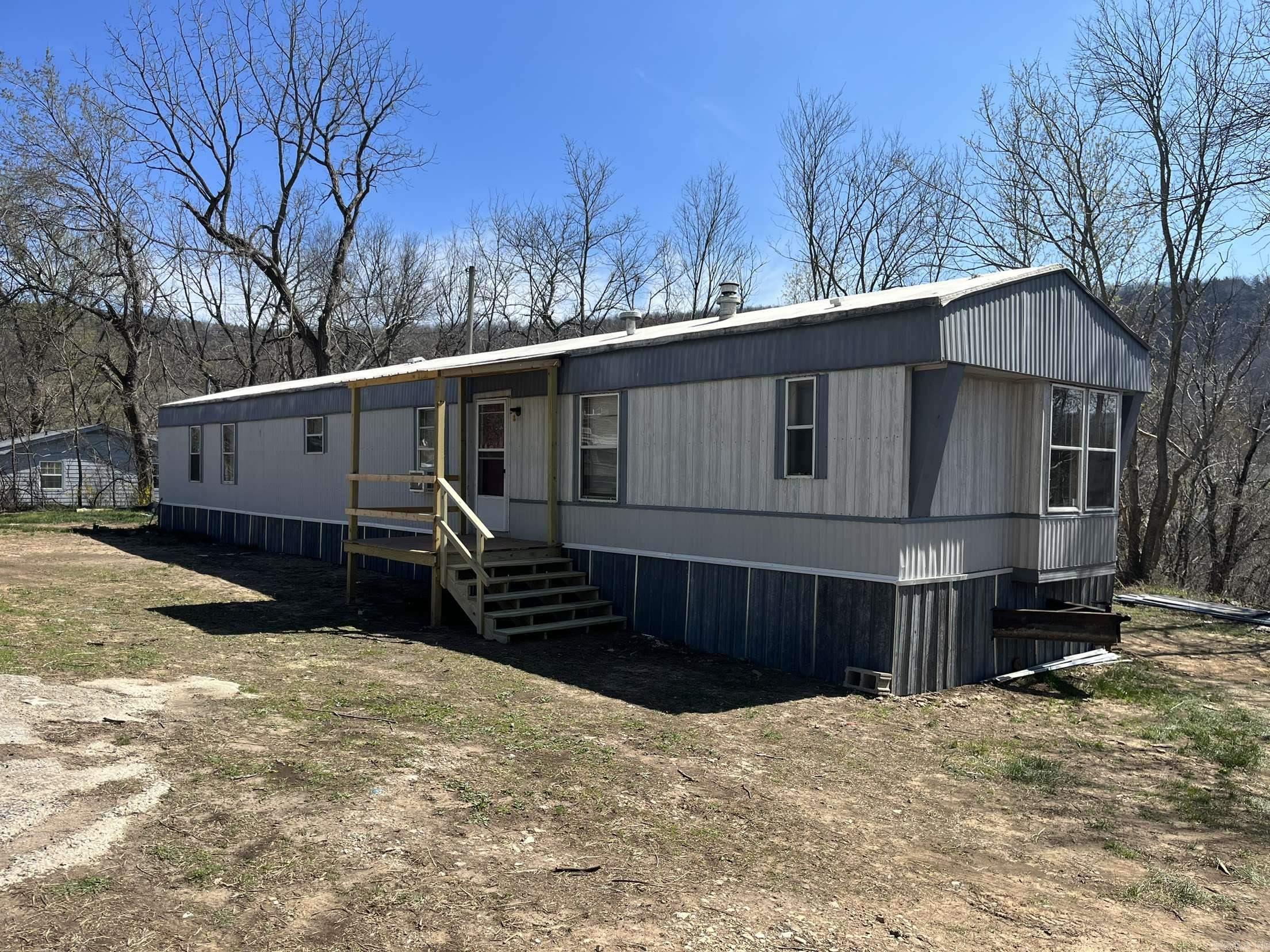 205  Oak  Marshall, AR