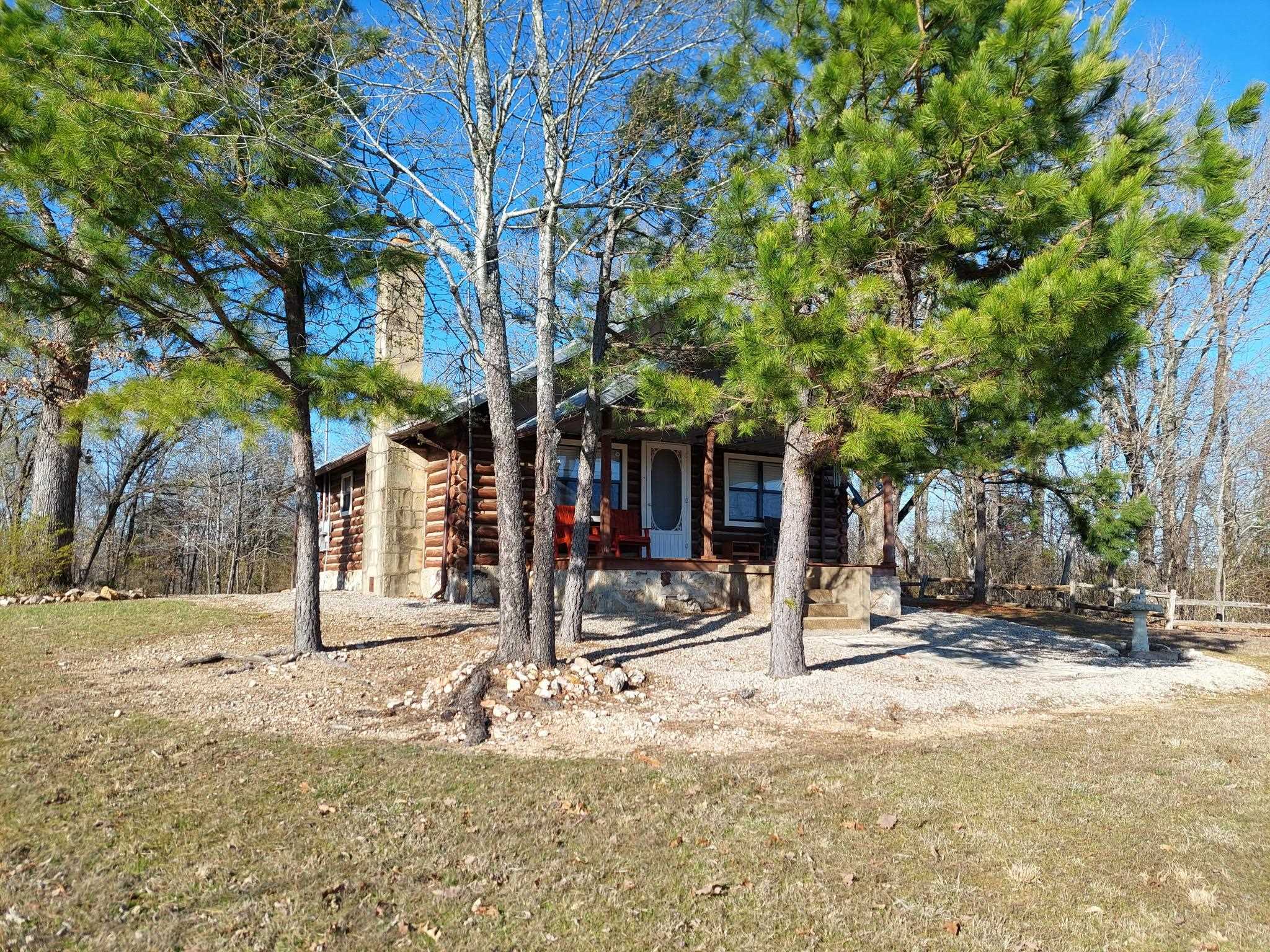 302 E Clayton  Hardy, AR