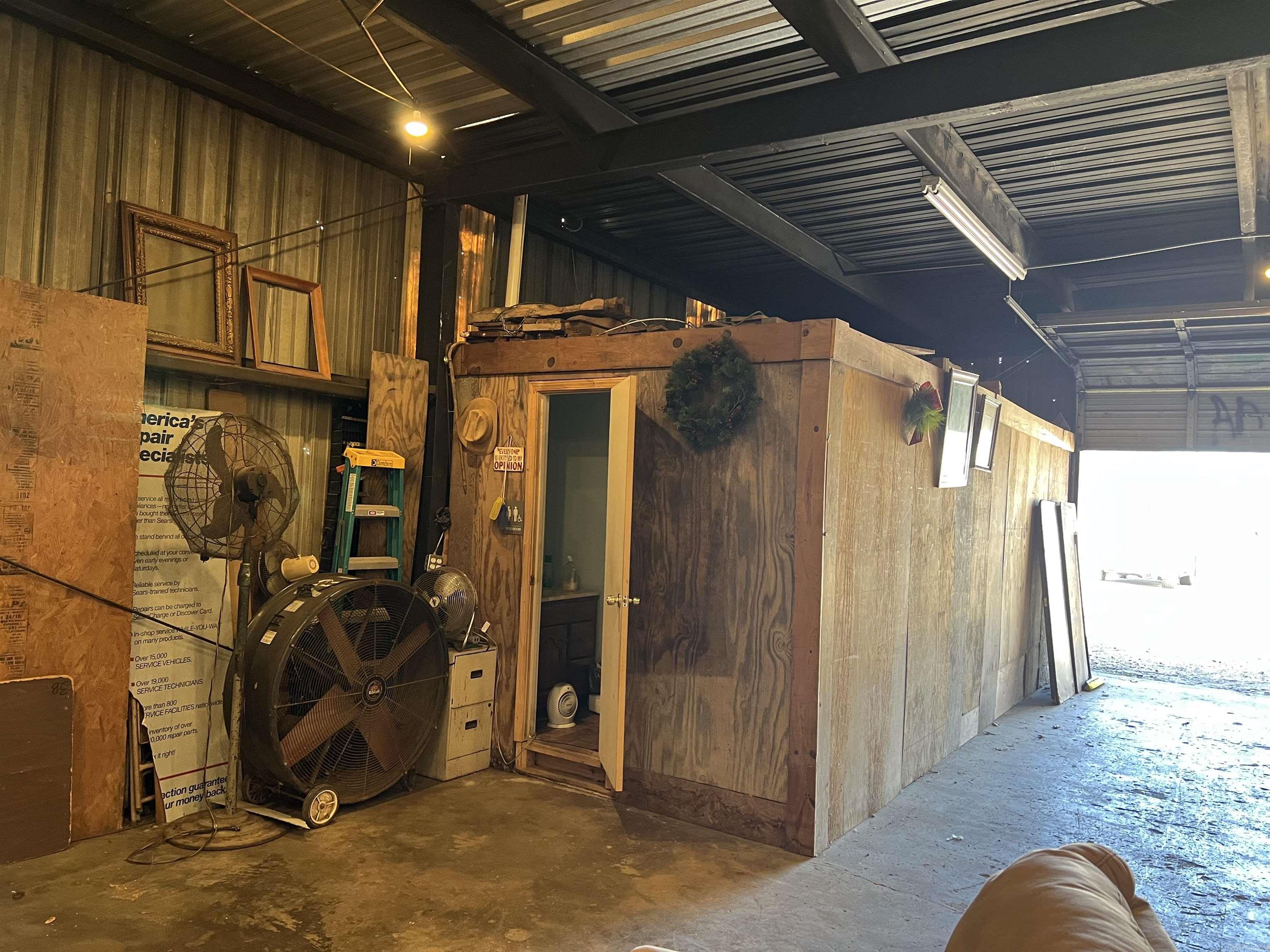 716 & 718 S Neeley  Benton, AR