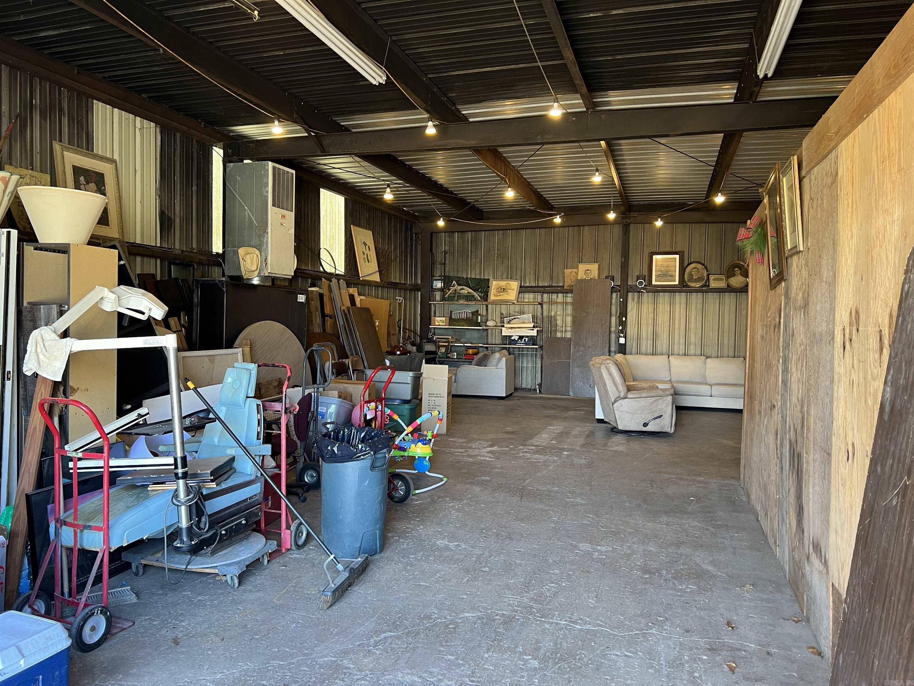 716 & 718 S Neeley  Benton, AR