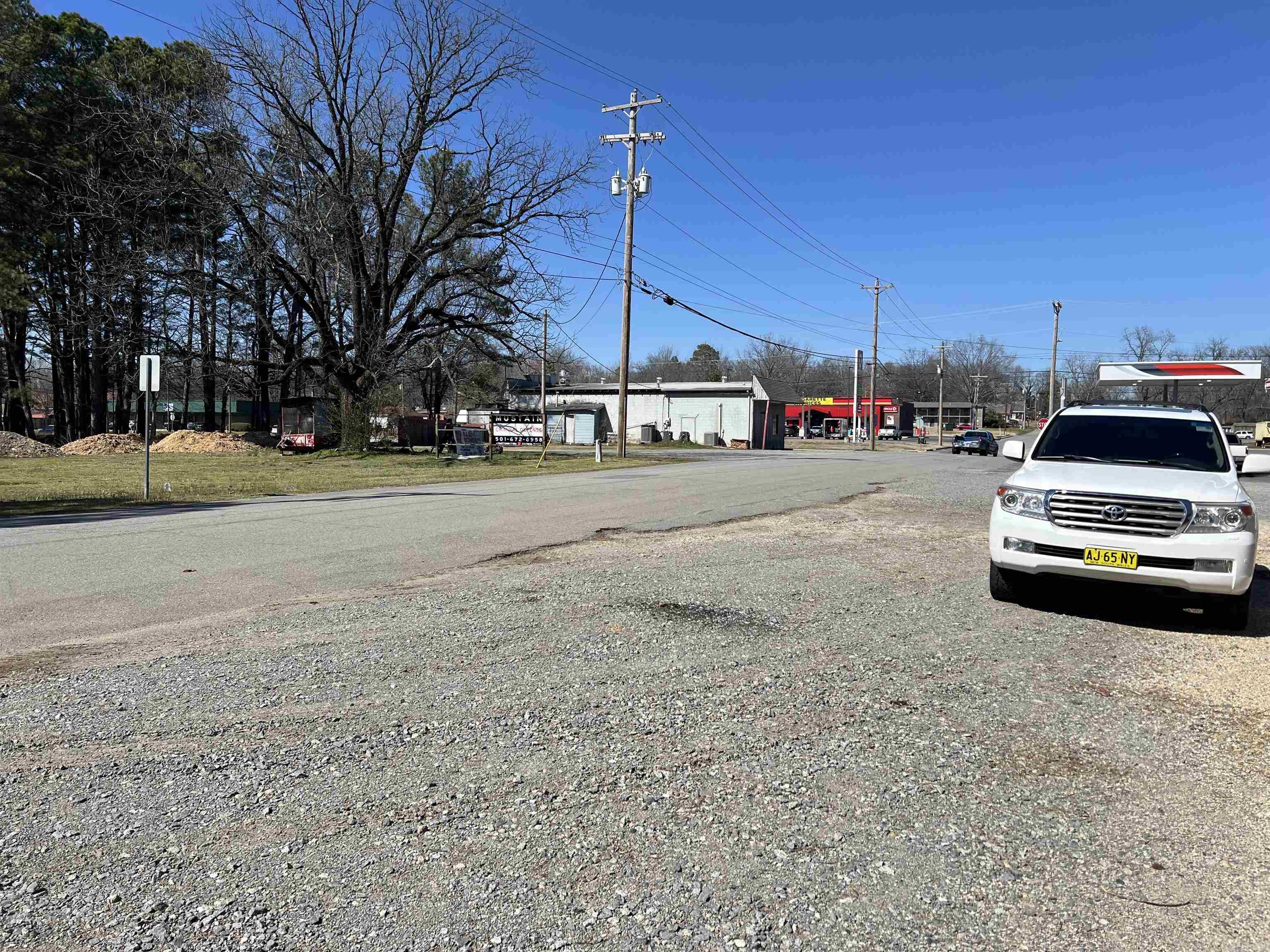 716 & 718 S Neeley  Benton, AR