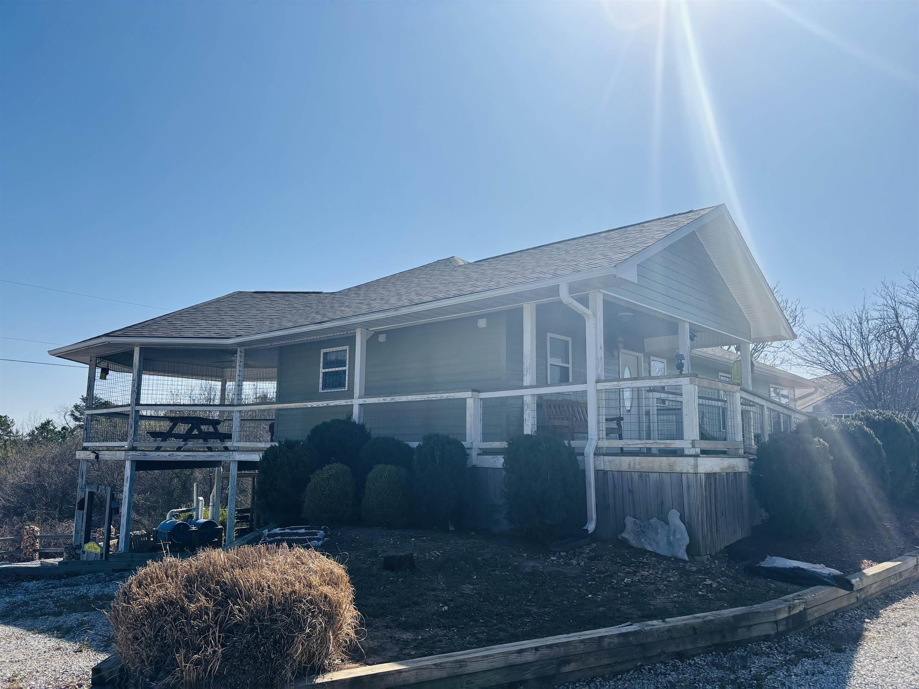 12898  14 W  Mountain View, AR