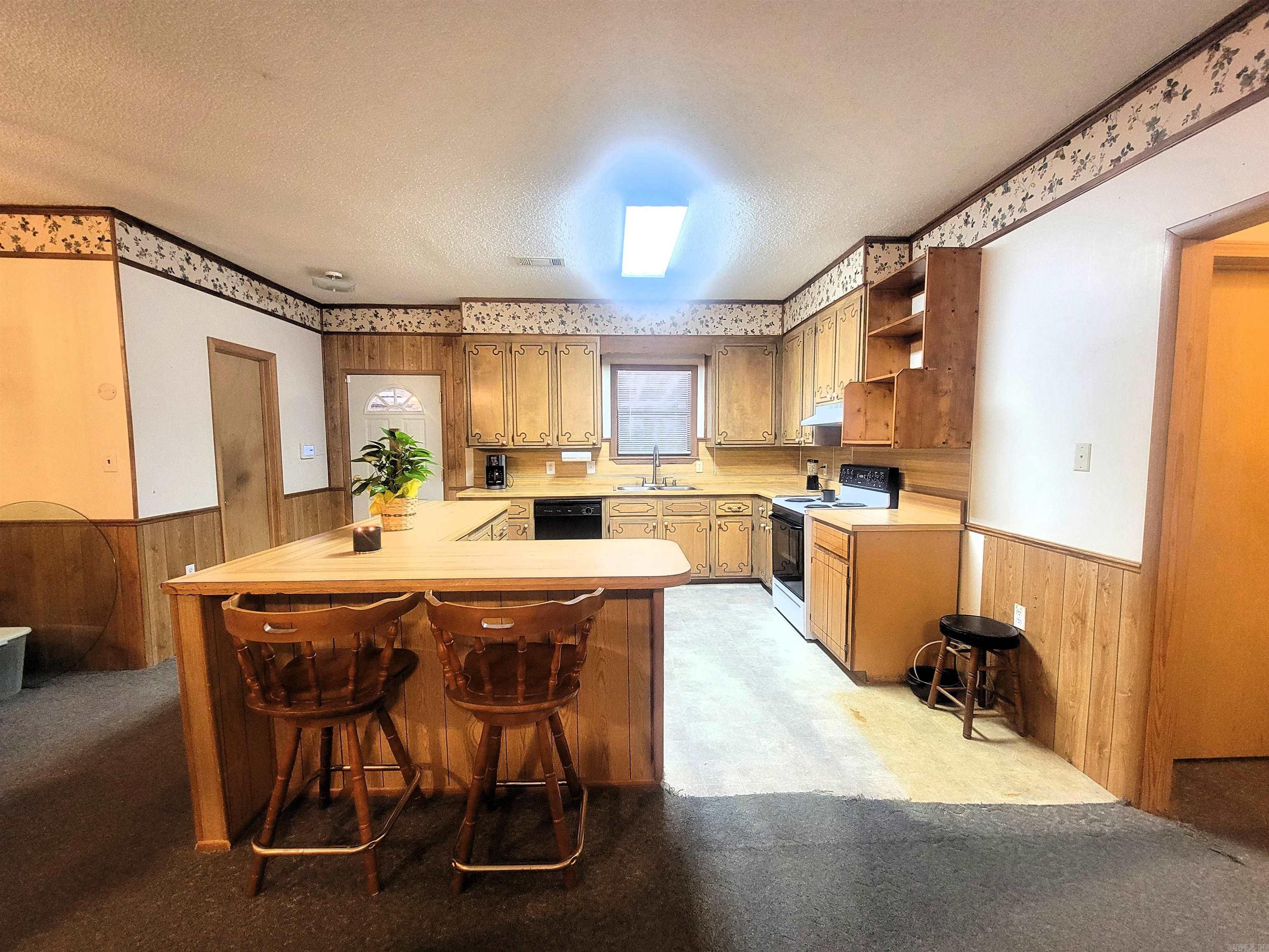 6901  Camden Cutoff  Pine Bluff, AR