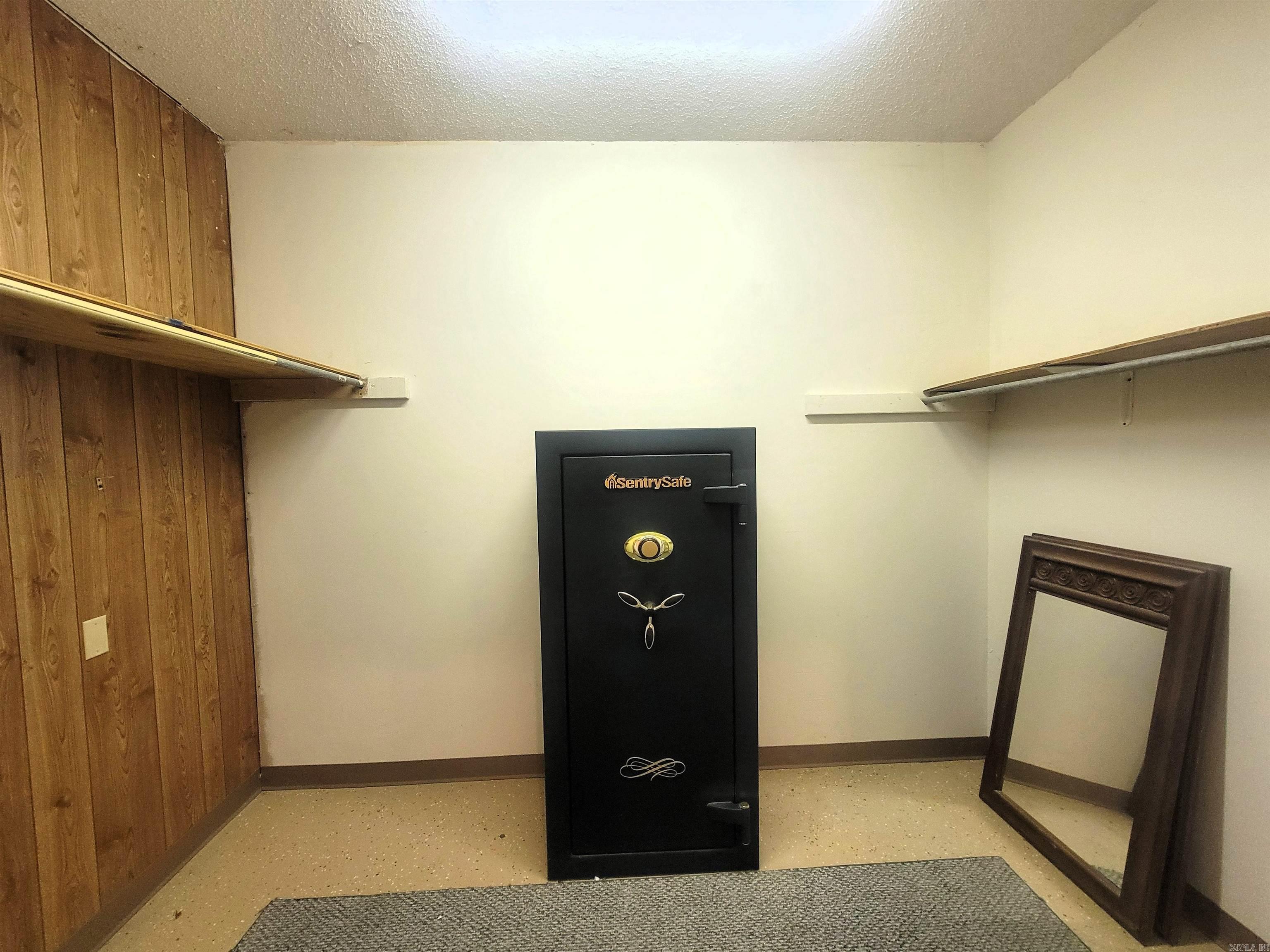 6901  Camden Cutoff  Pine Bluff, AR