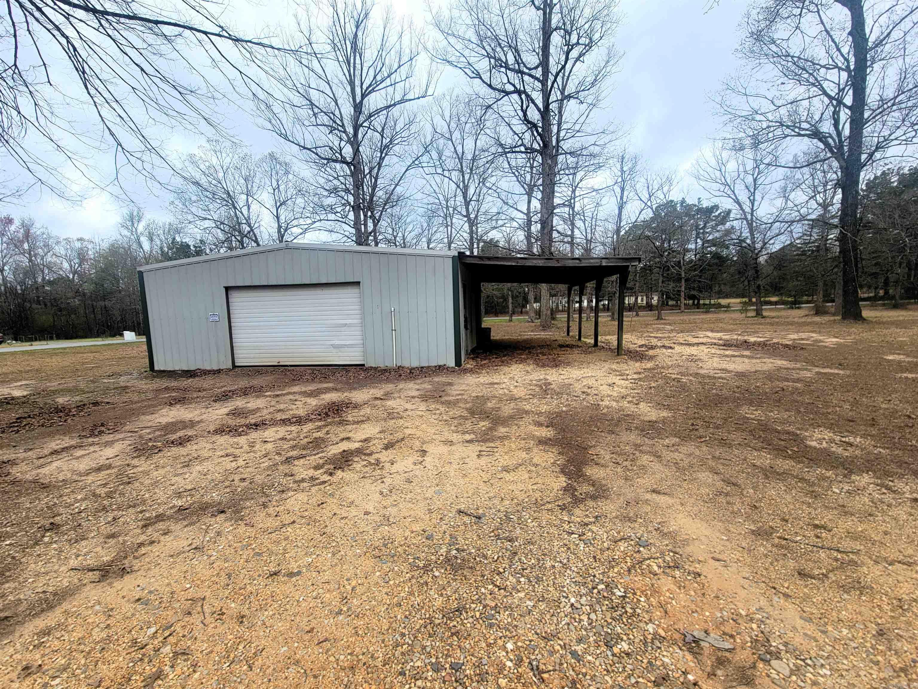 6901  Camden Cutoff  Pine Bluff, AR