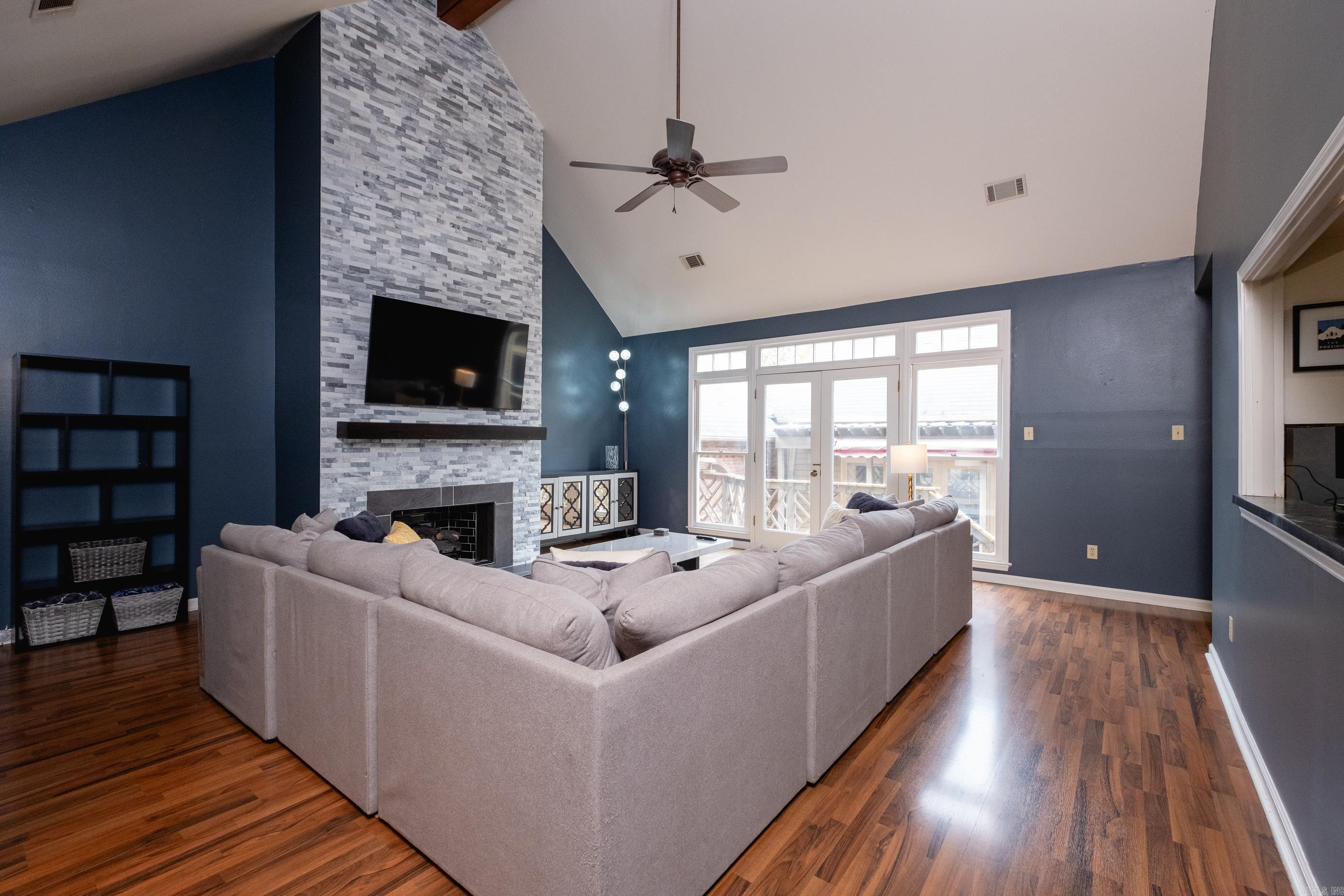 47  Windsor  Little Rock, AR