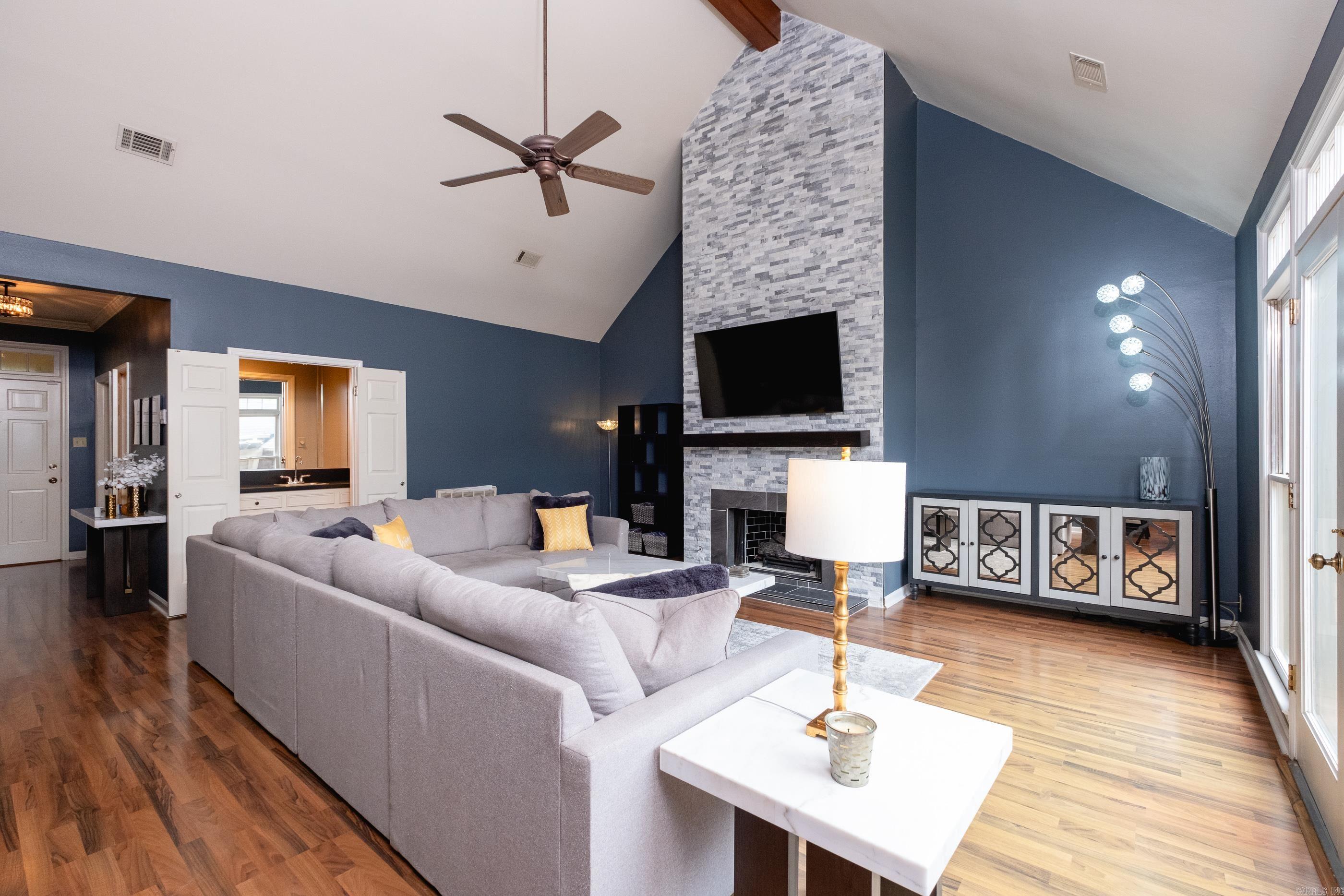 47  Windsor  Little Rock, AR