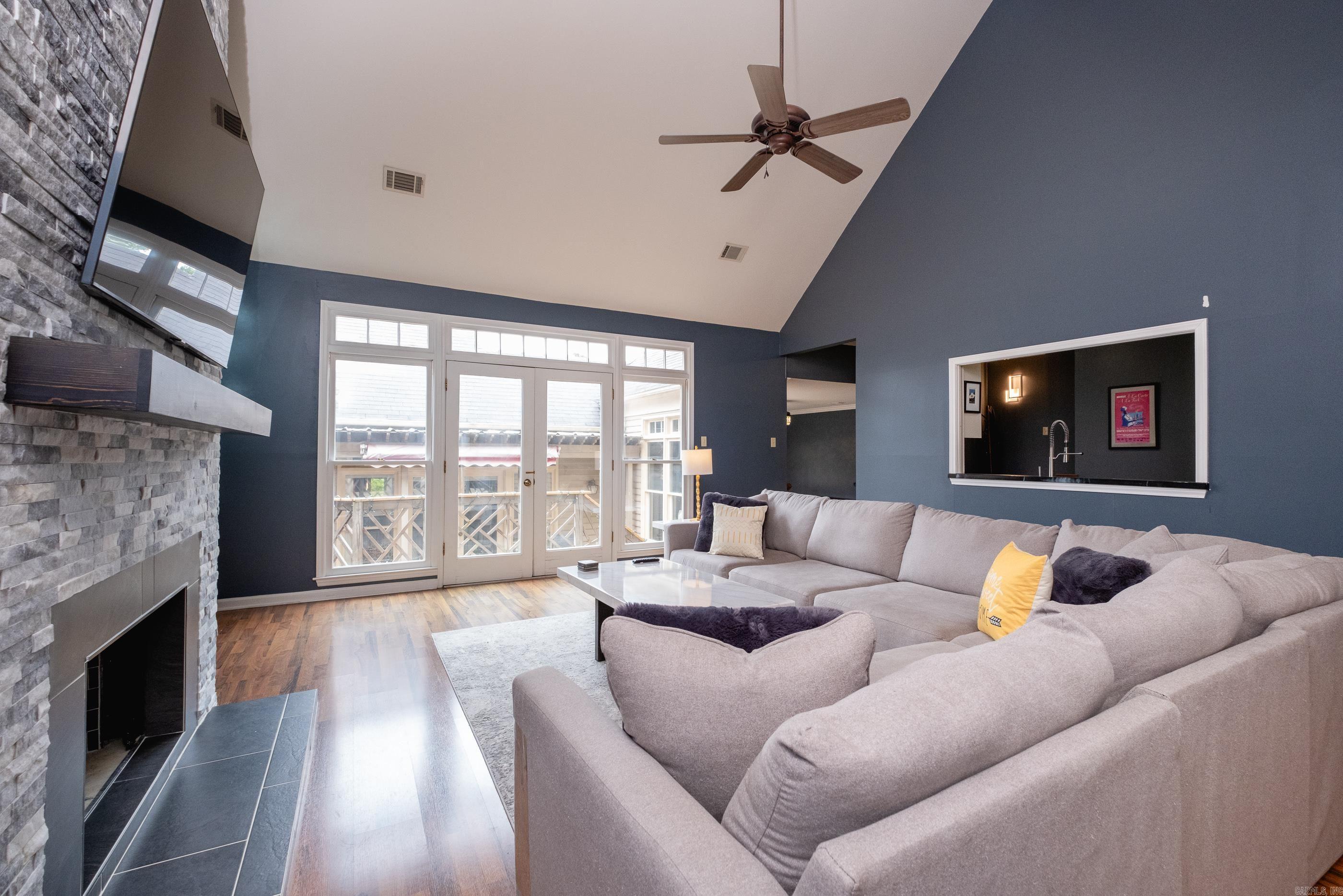 47  Windsor  Little Rock, AR