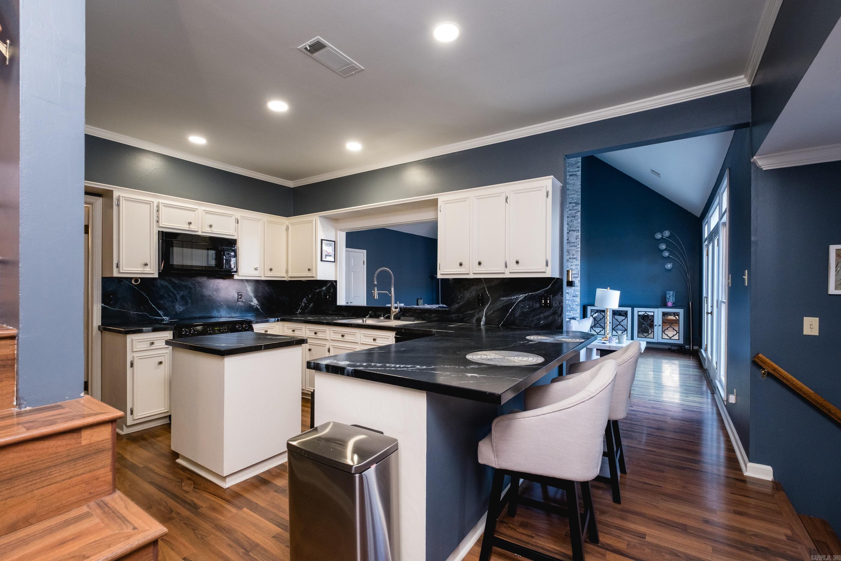 47  Windsor  Little Rock, AR