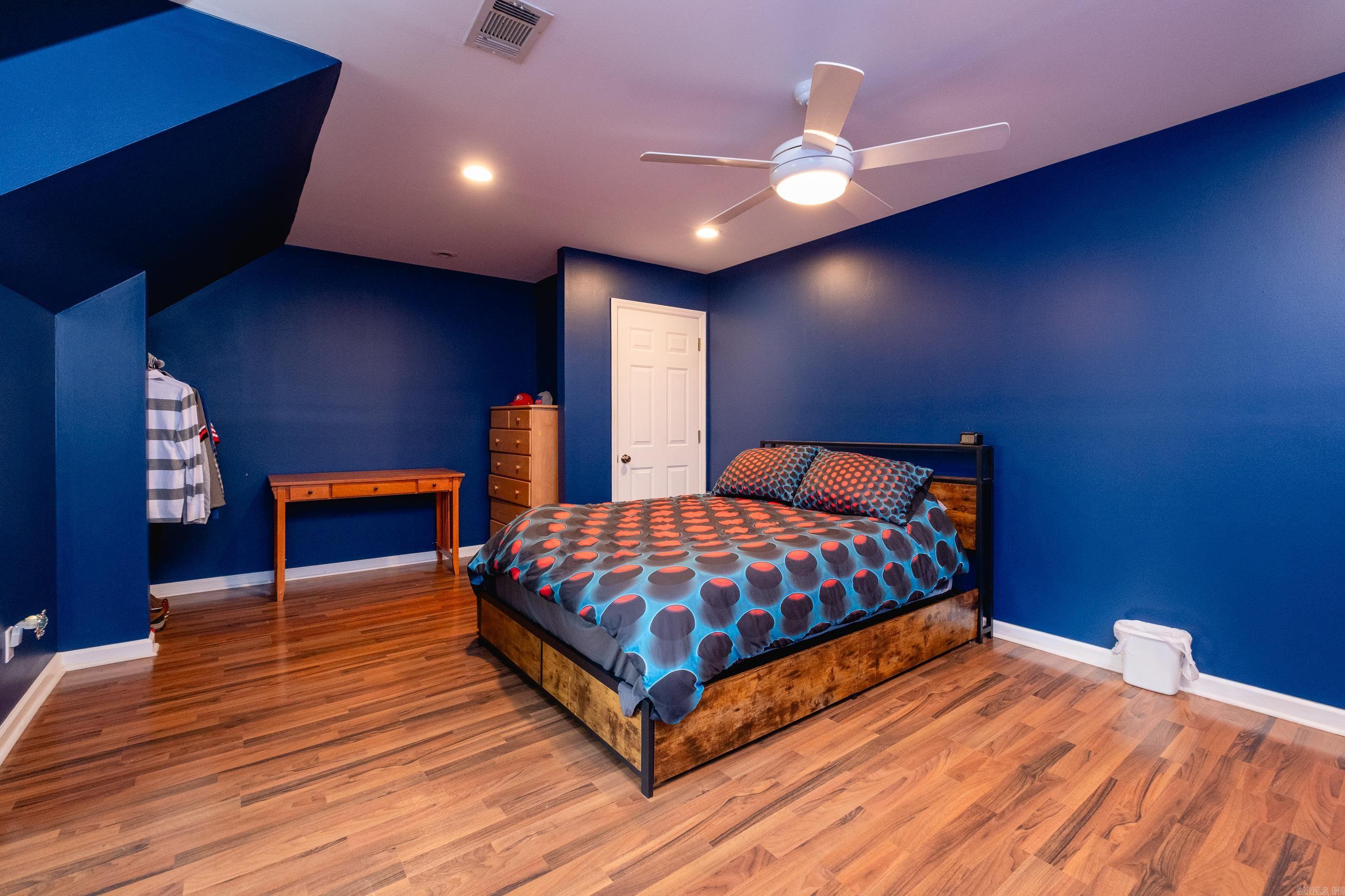47  Windsor  Little Rock, AR