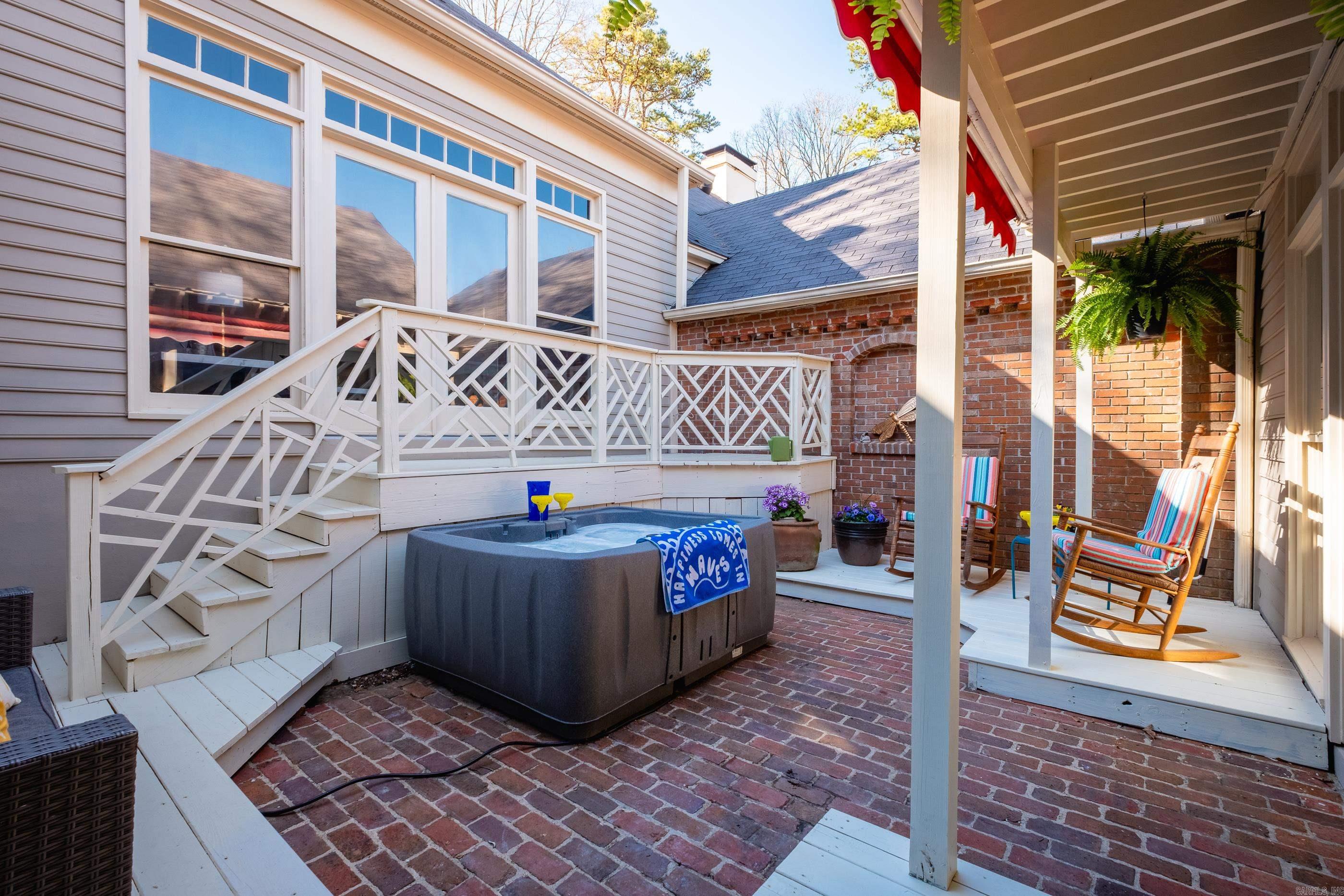 47  Windsor  Little Rock, AR