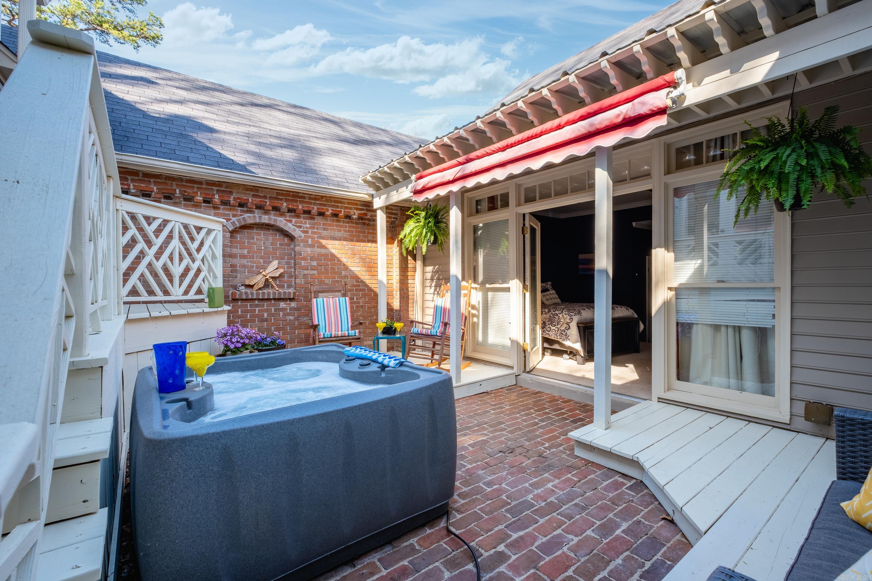 47  Windsor  Little Rock, AR