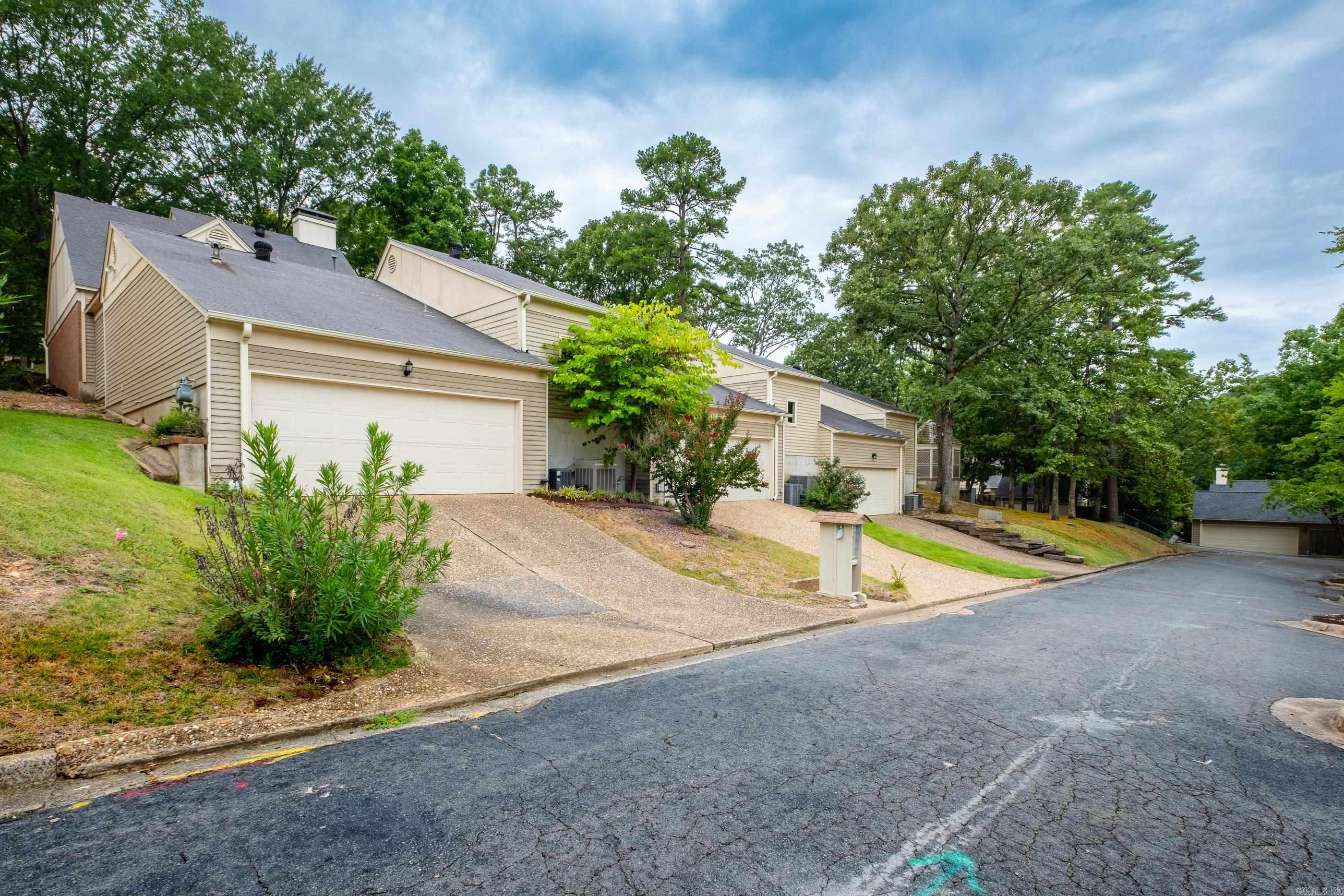47  Windsor  Little Rock, AR