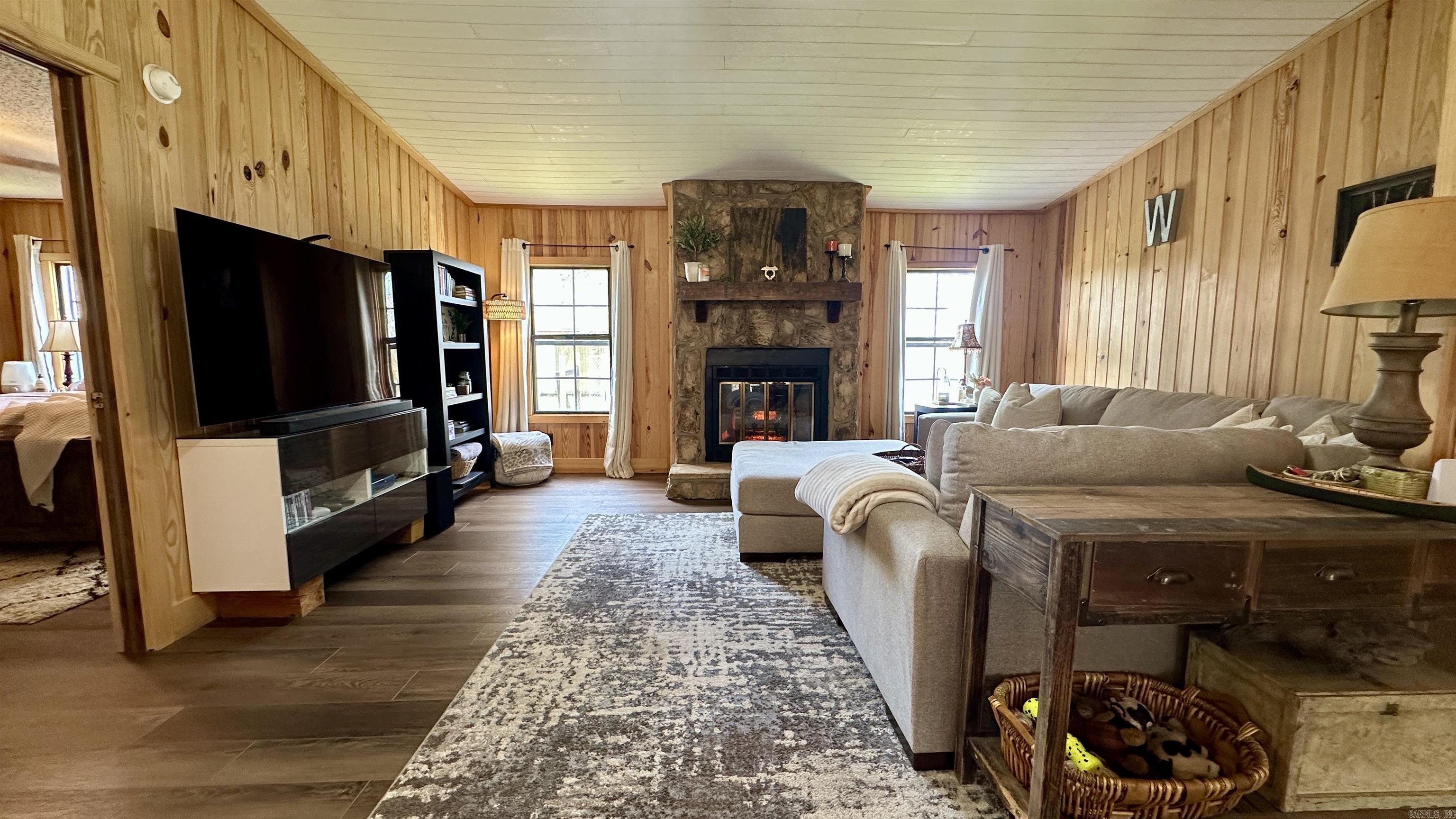 632  Hurricane Lake Rd.  Bald Knob, AR