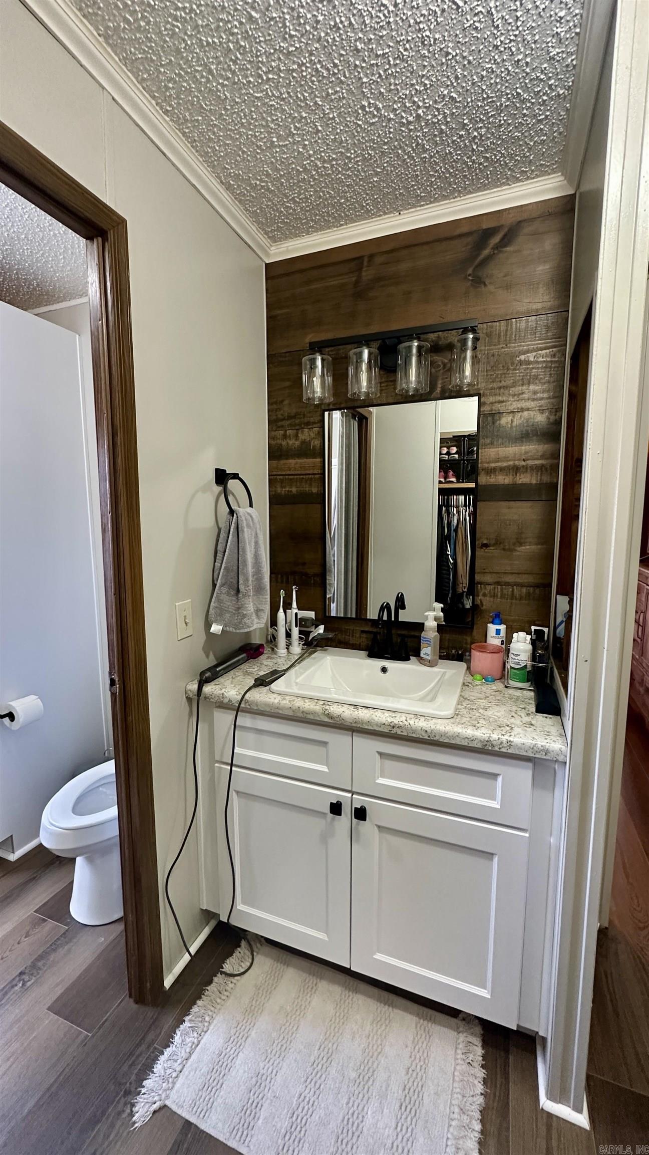 632  Hurricane Lake Rd.  Bald Knob, AR