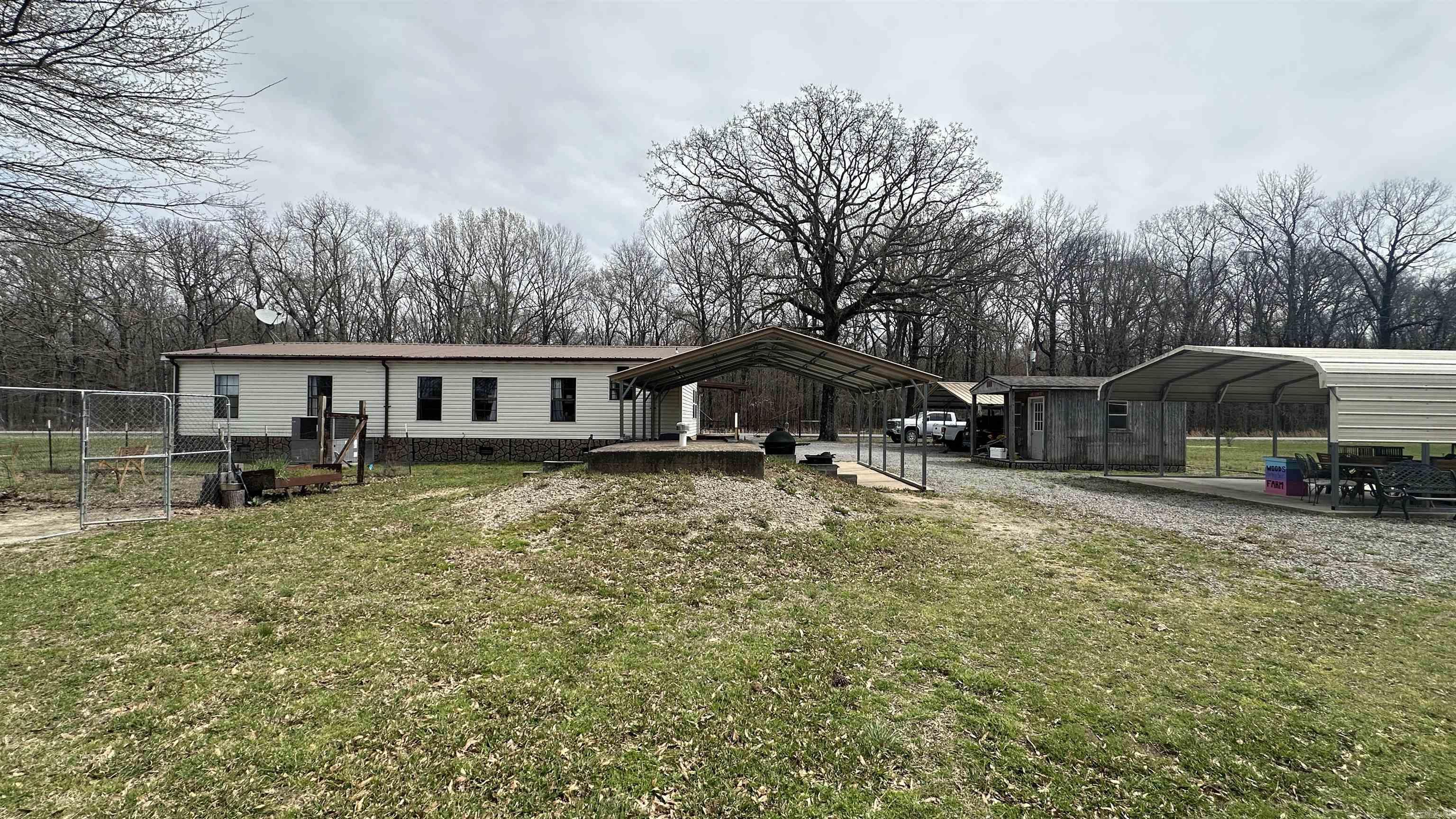 632  Hurricane Lake Rd.  Bald Knob, AR