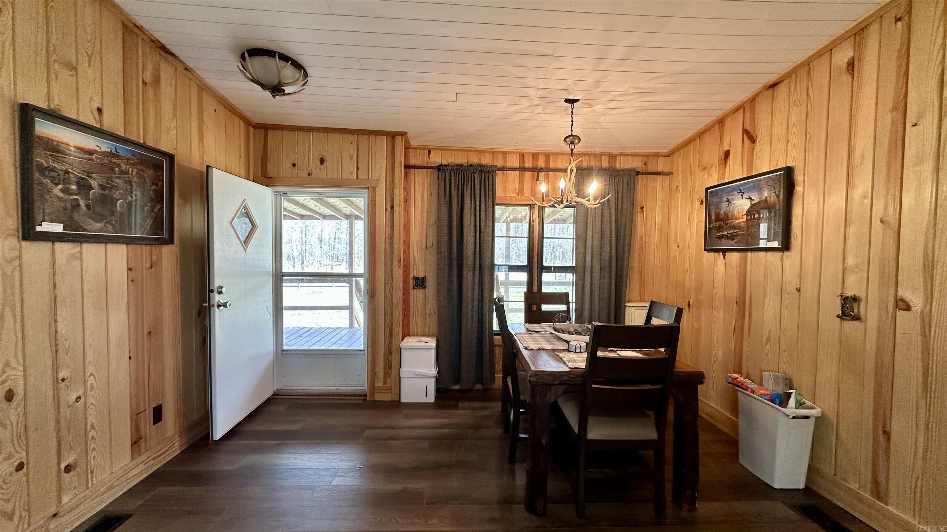 632  Hurricane Lake Rd.  Bald Knob, AR