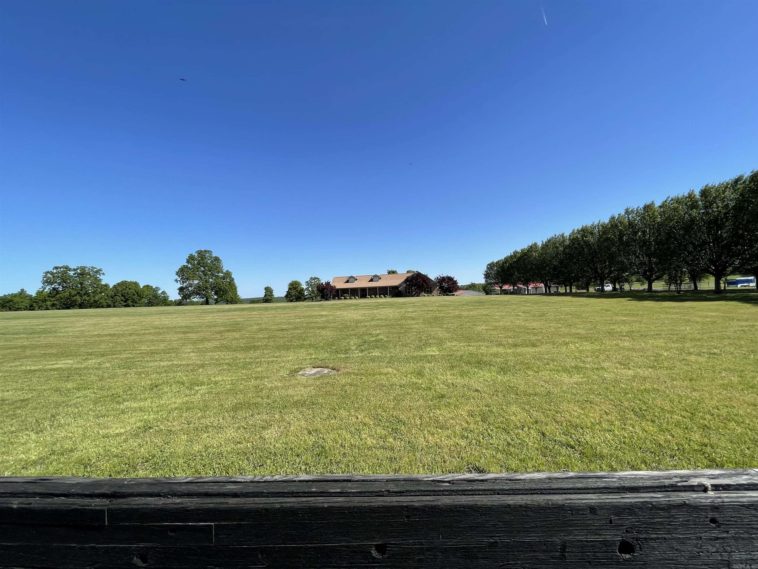571  Honeysuckle Road  Bald Knob, AR