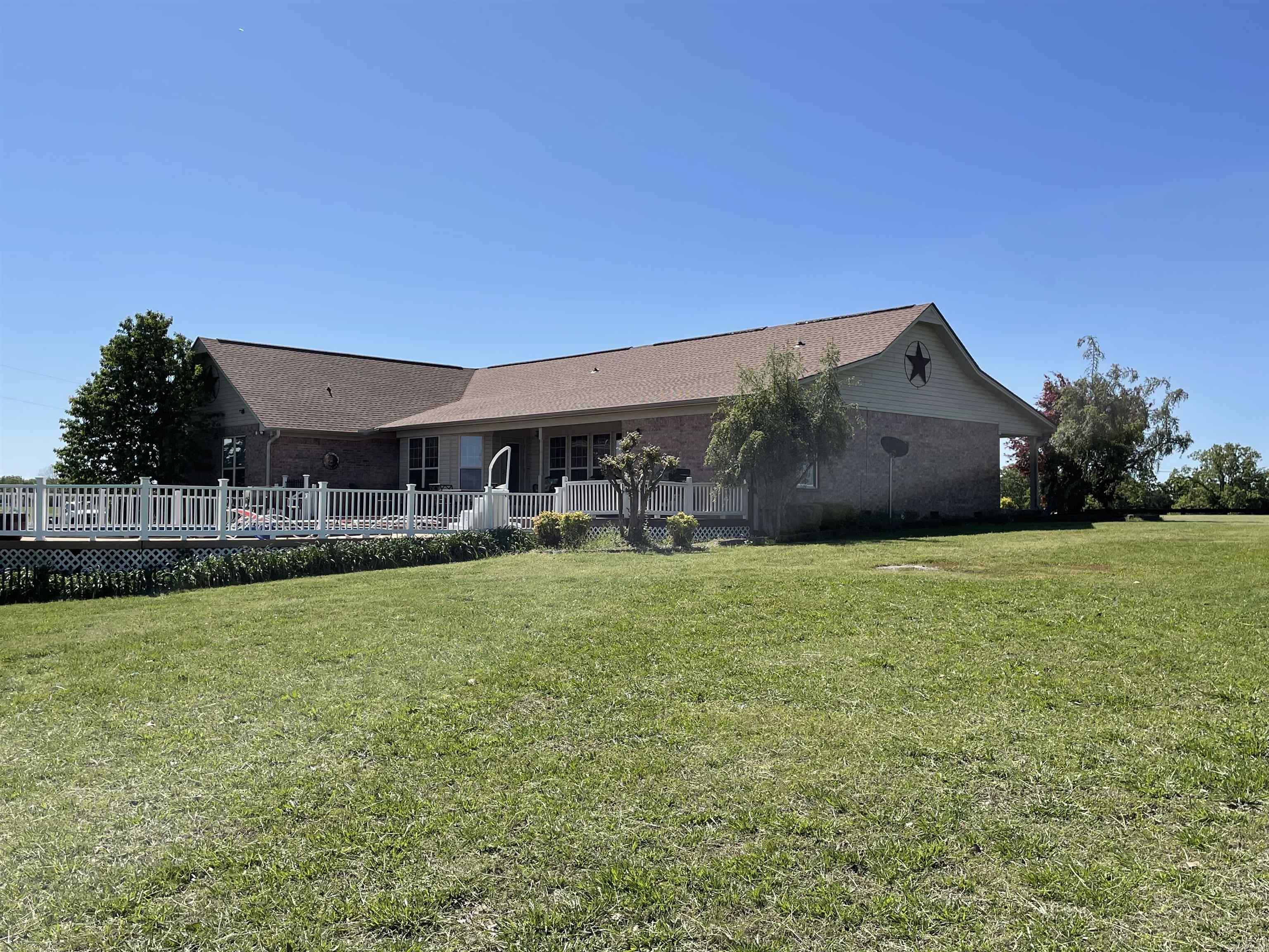 571  Honeysuckle Road  Bald Knob, AR