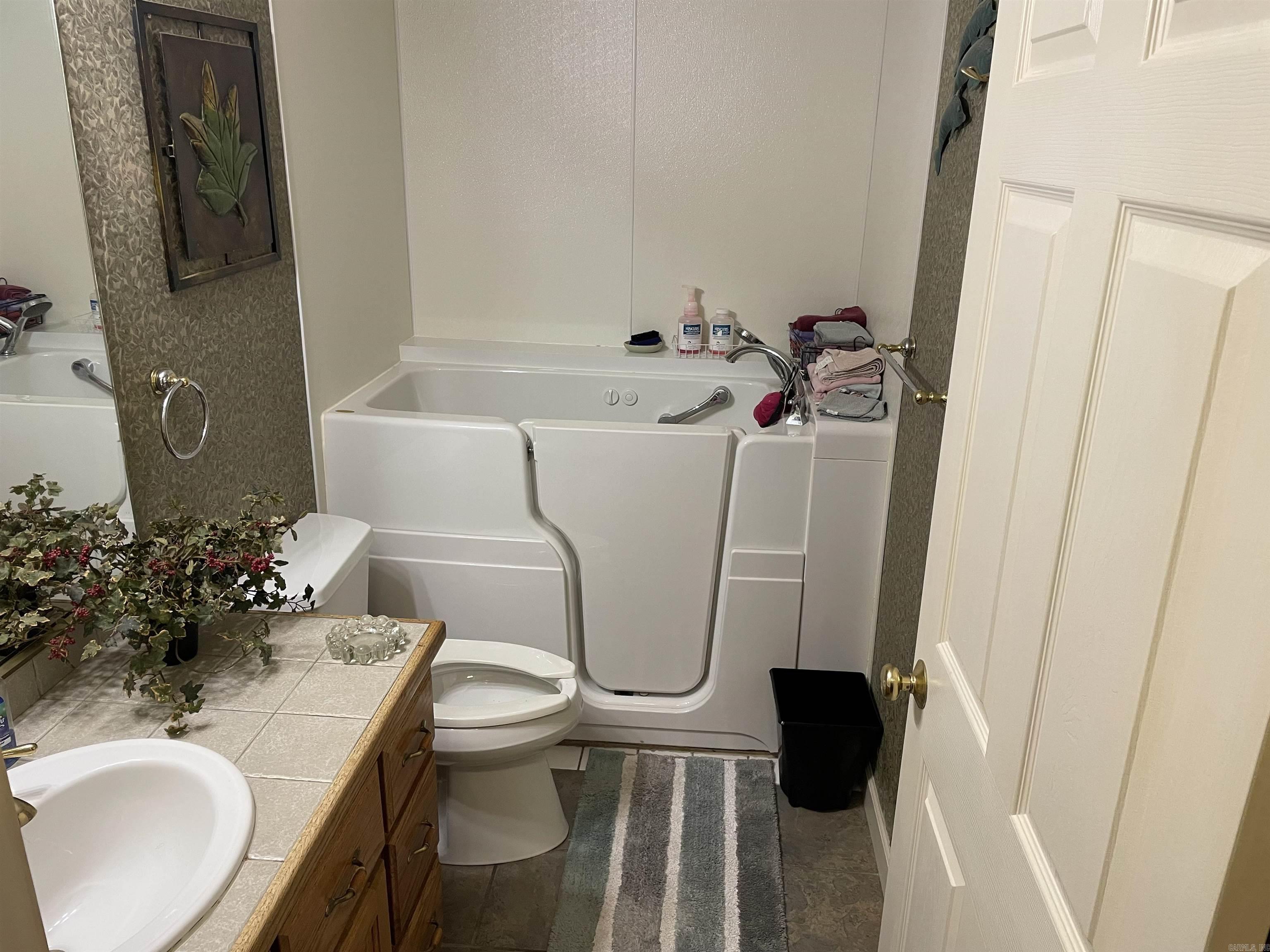 571 Honeysuckle Road  Bald Knob, AR