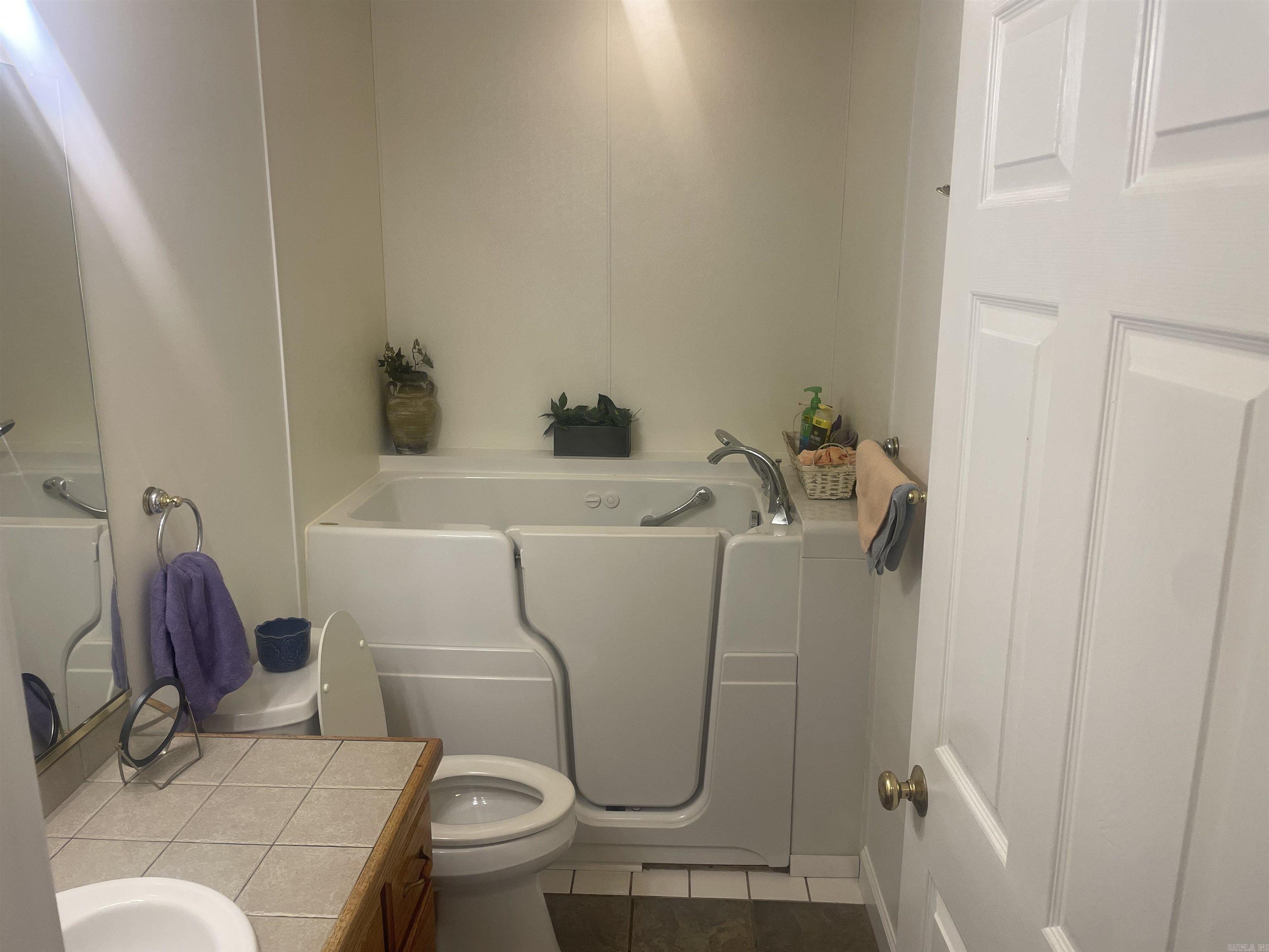 571 Honeysuckle Road  Bald Knob, AR