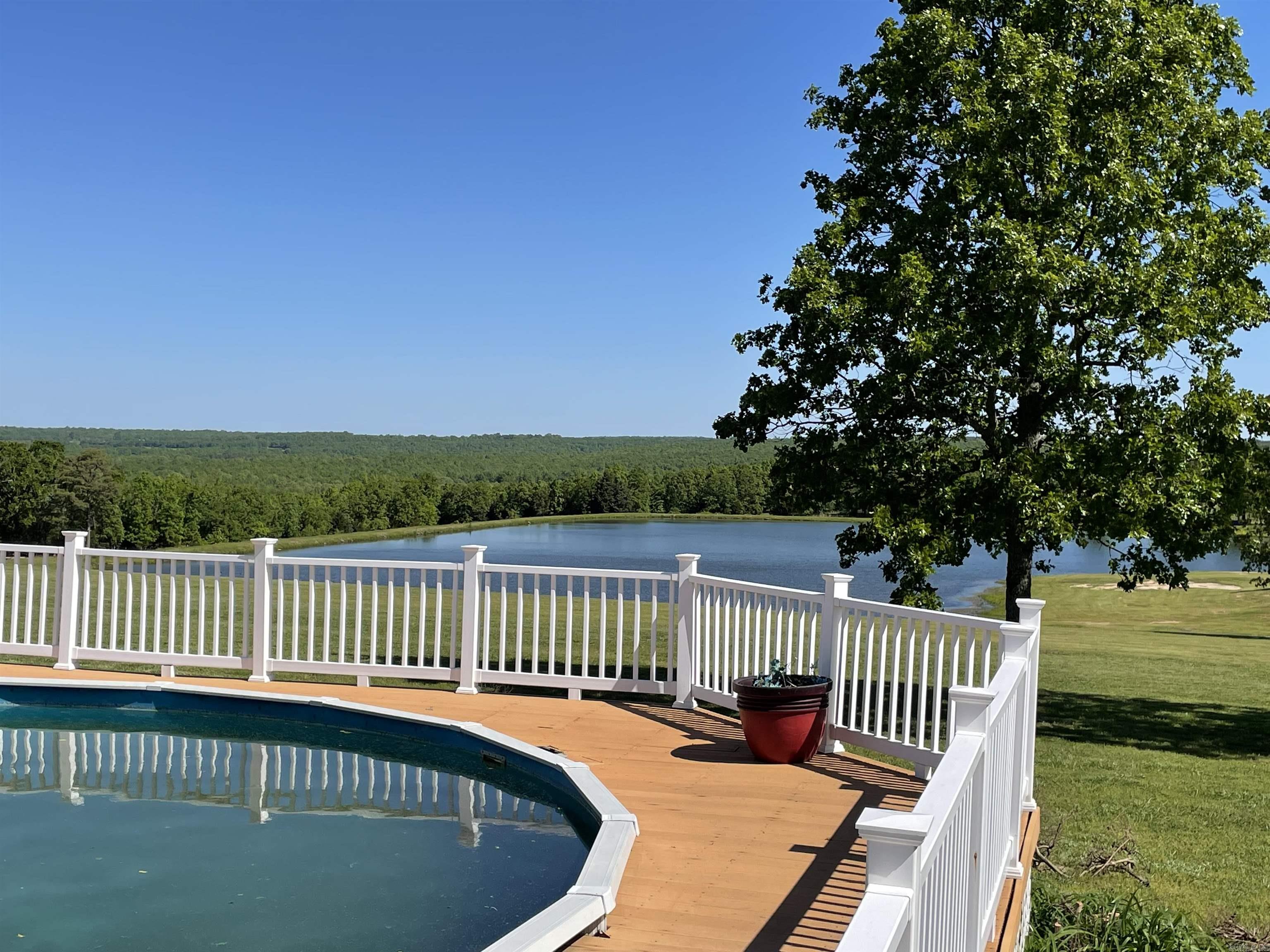 571  Honeysuckle Road  Bald Knob, AR
