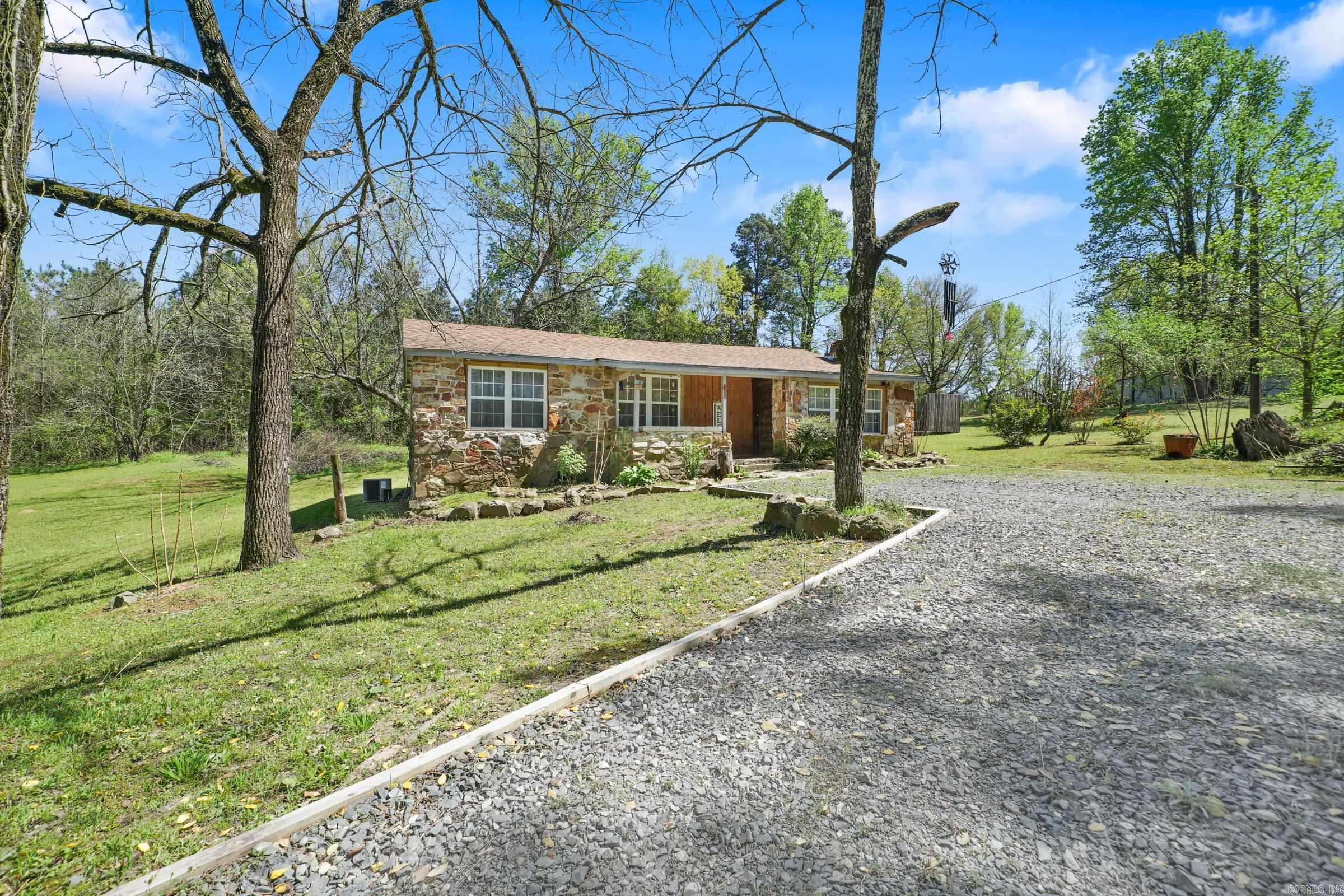 355  Mt Pleasant  De Queen, AR