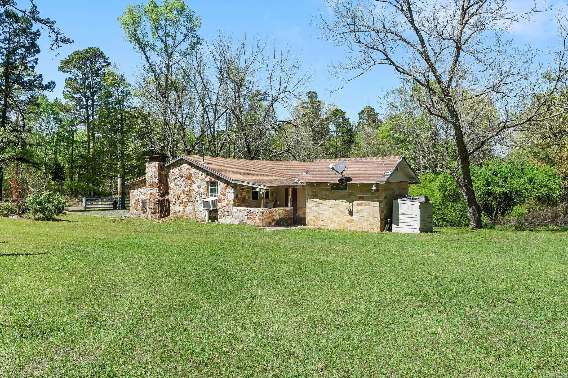 355  Mt Pleasant  De Queen, AR