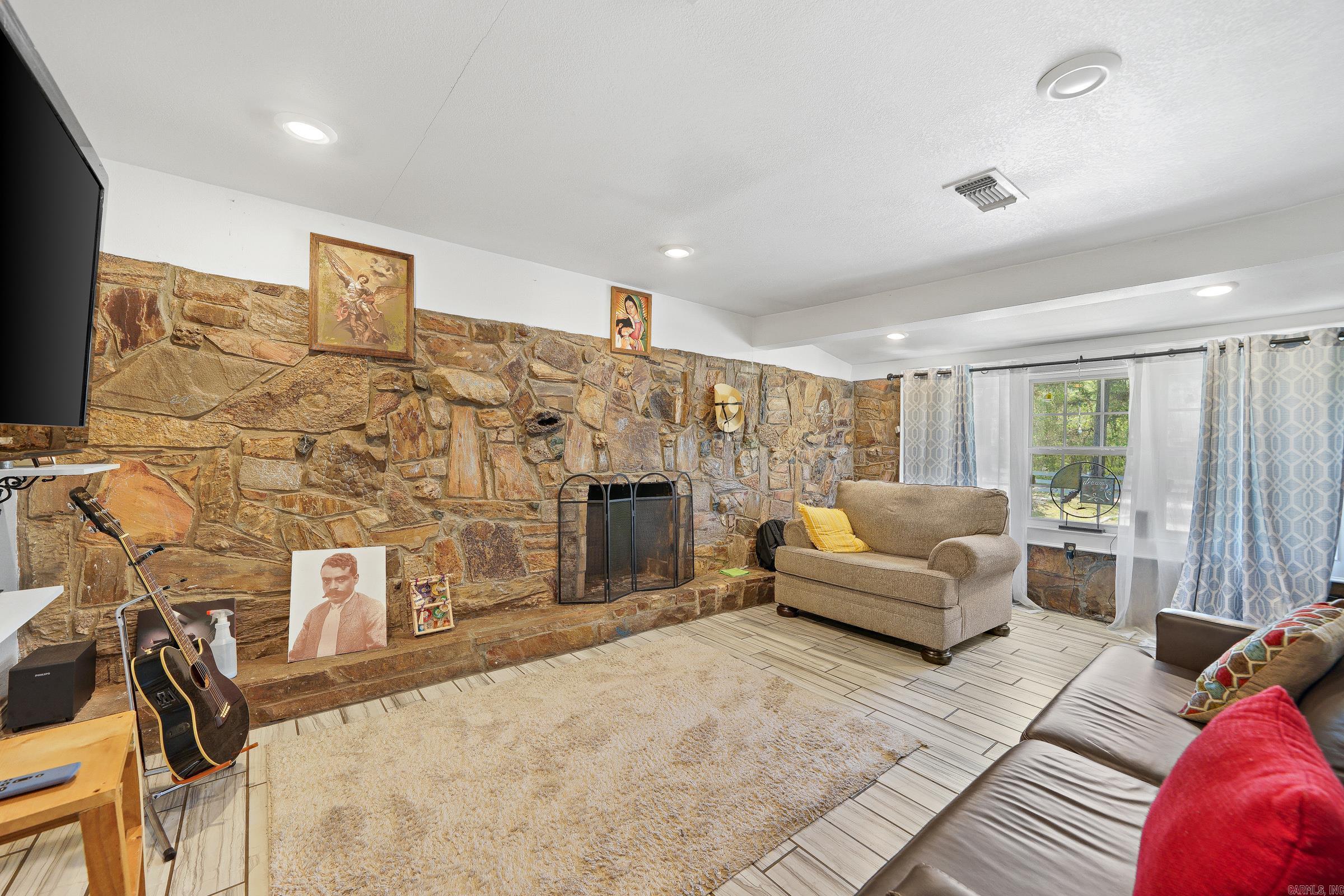355  Mt Pleasant  De Queen, AR