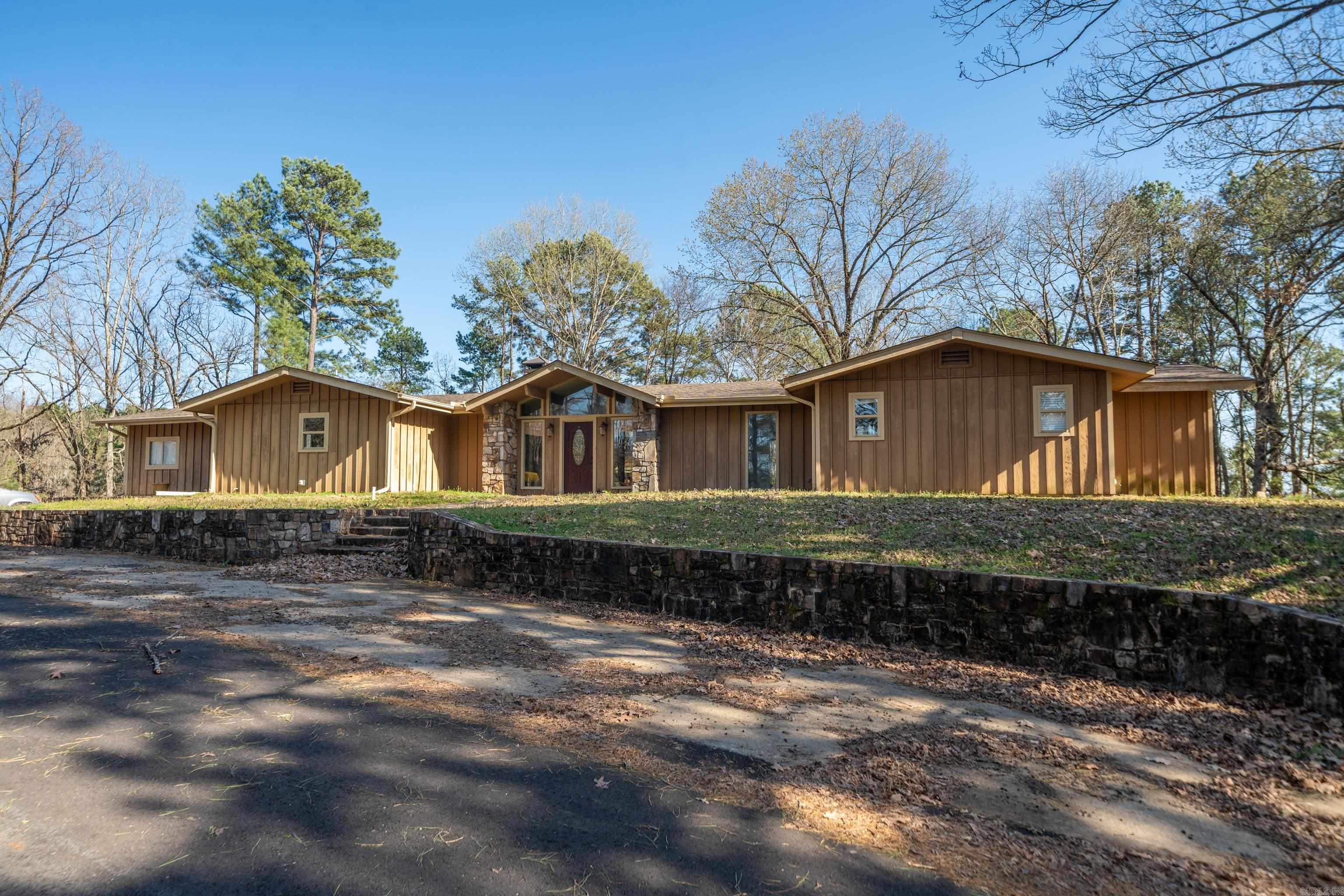 131  Dollie  Hot Springs, AR
