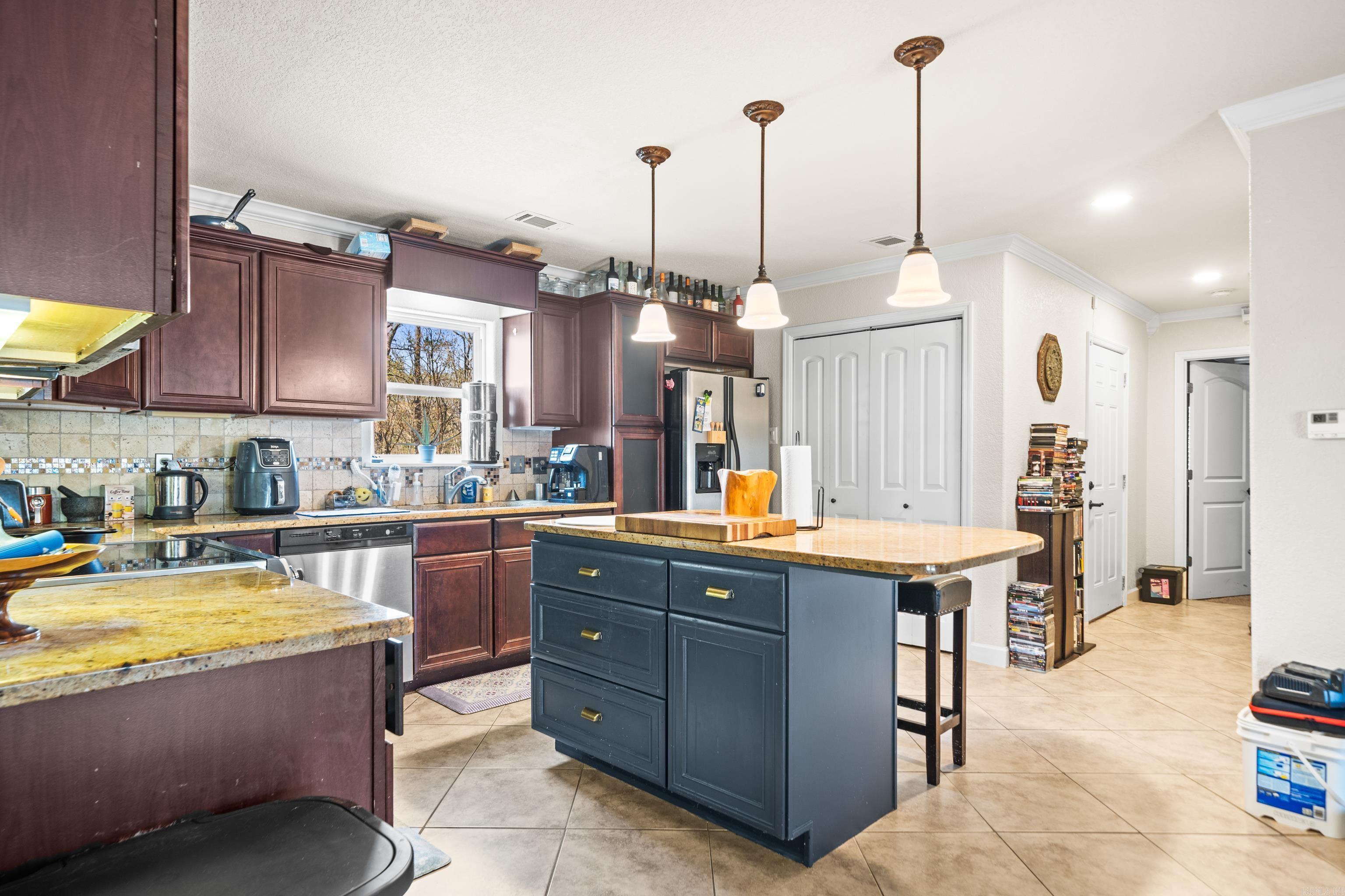 131  Dollie  Hot Springs, AR