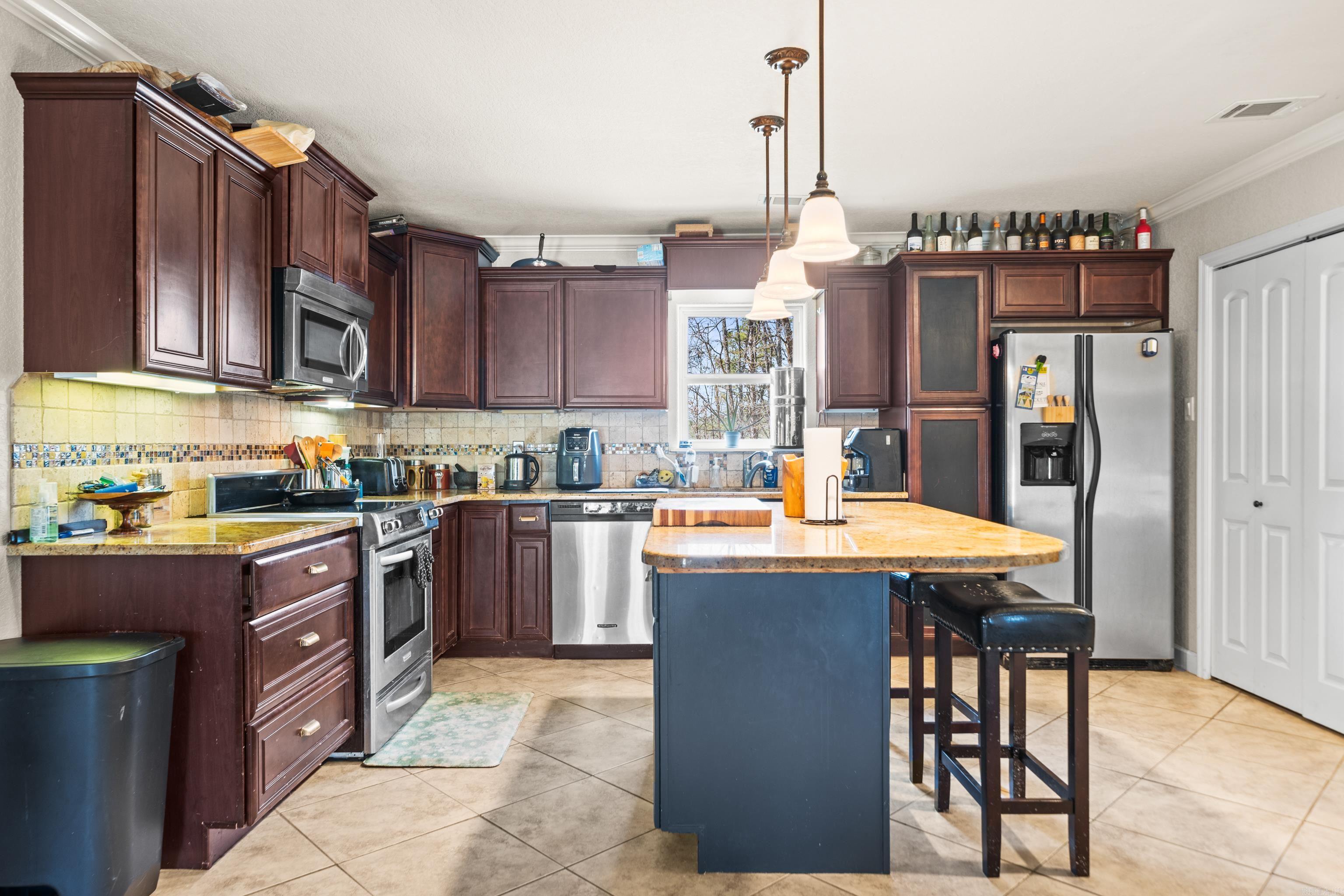 131  Dollie  Hot Springs, AR