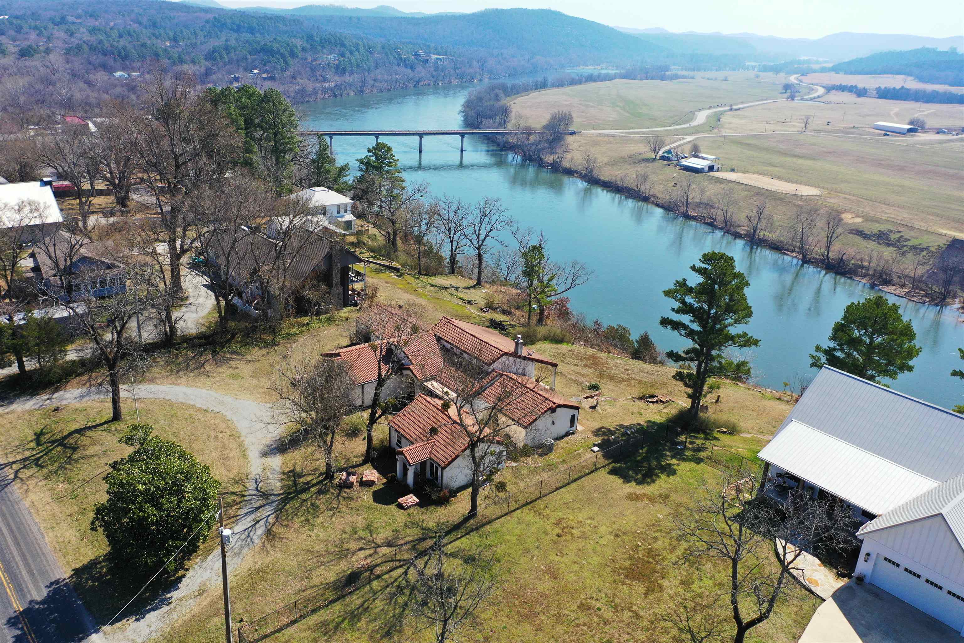 258  Chessman Ferry  Calico Rock, AR