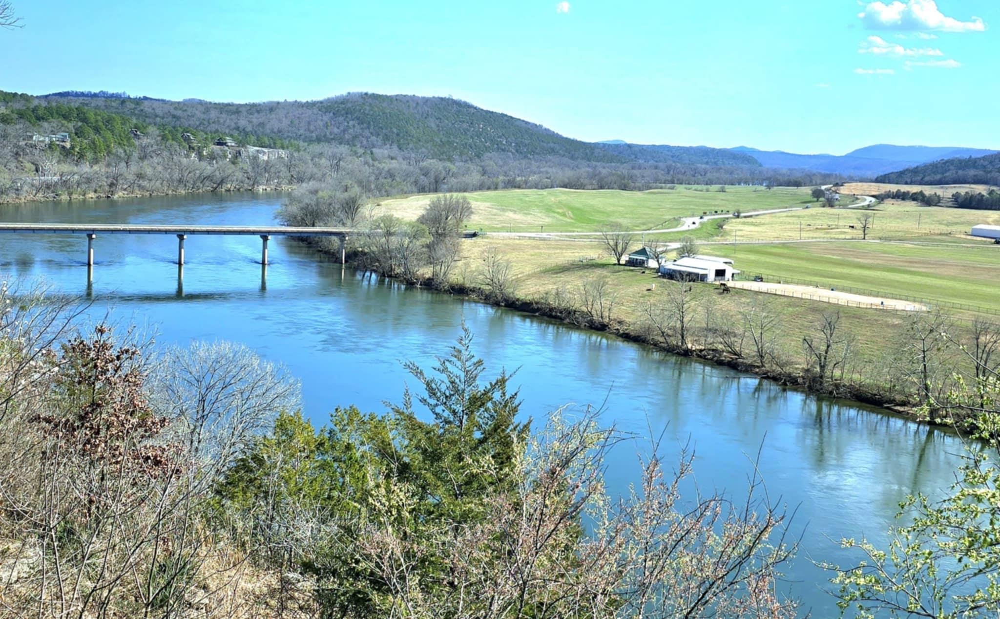 258  Chessman Ferry  Calico Rock, AR