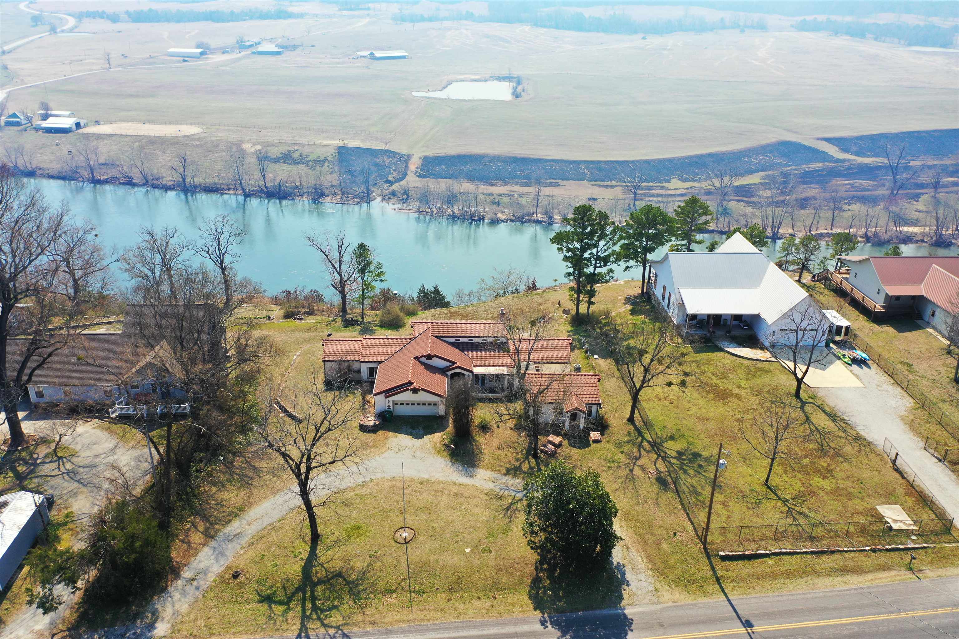 258  Chessman Ferry  Calico Rock, AR