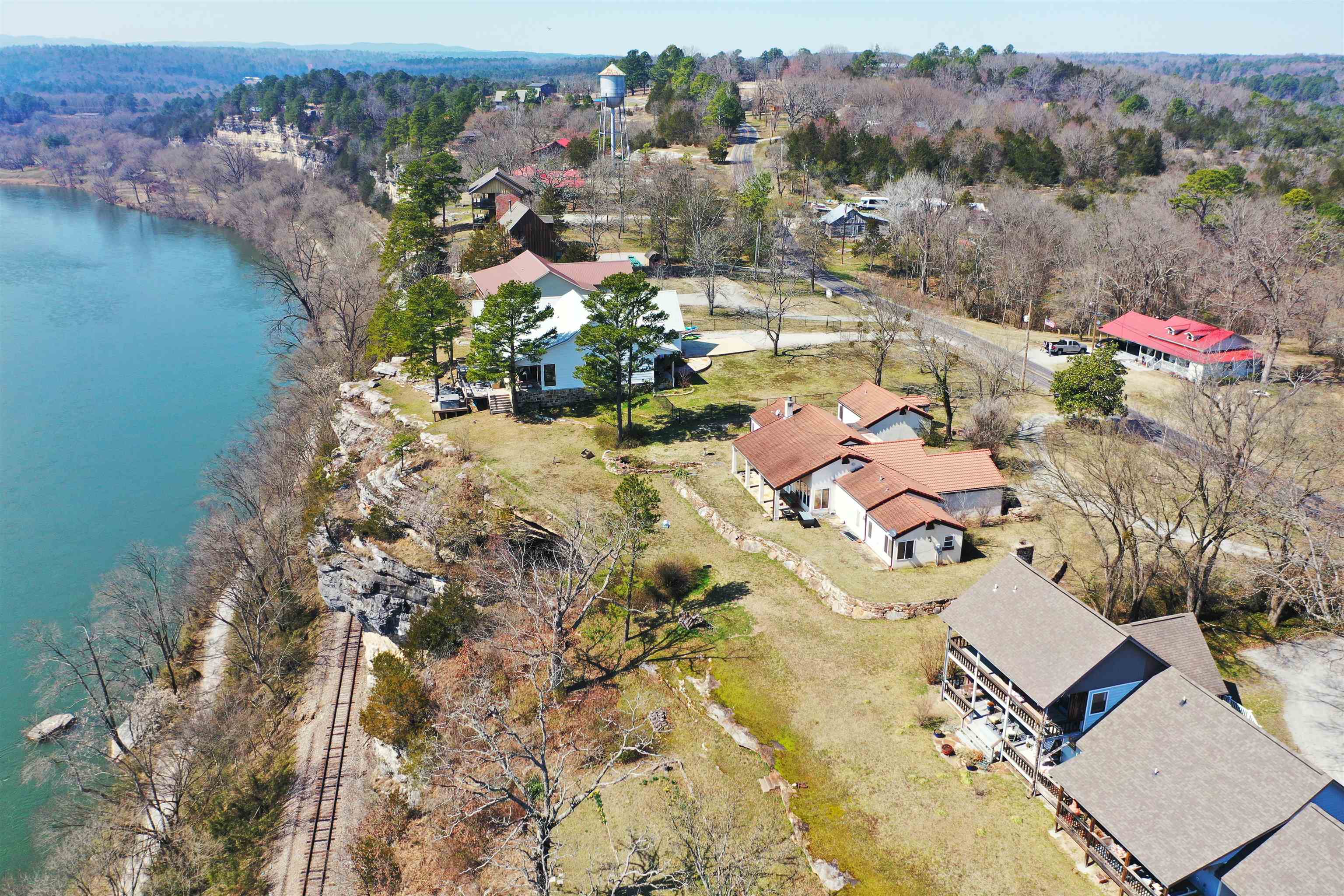 258  Chessman Ferry  Calico Rock, AR