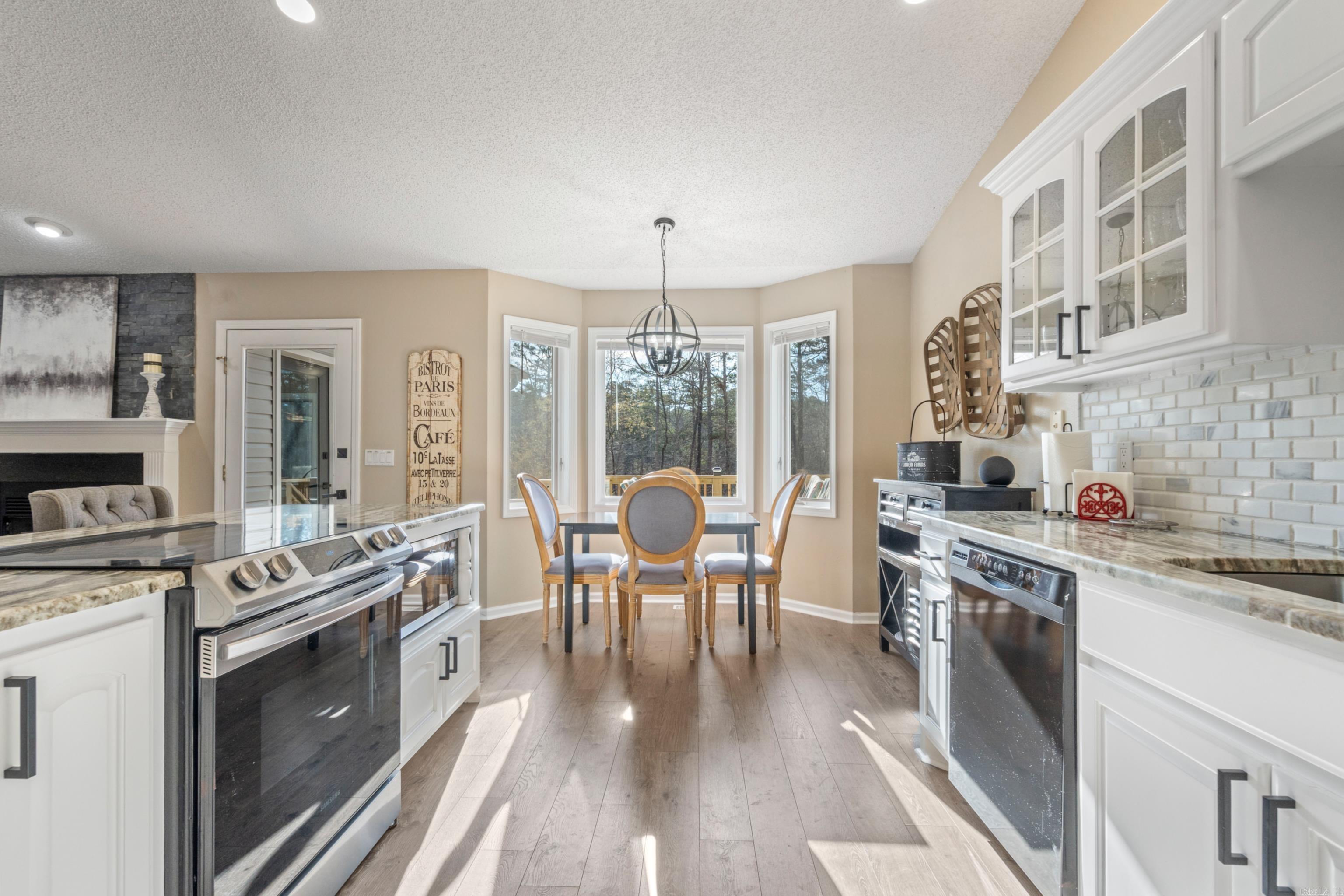 10 Rollo Lane Hot Springs Village, AR 71909