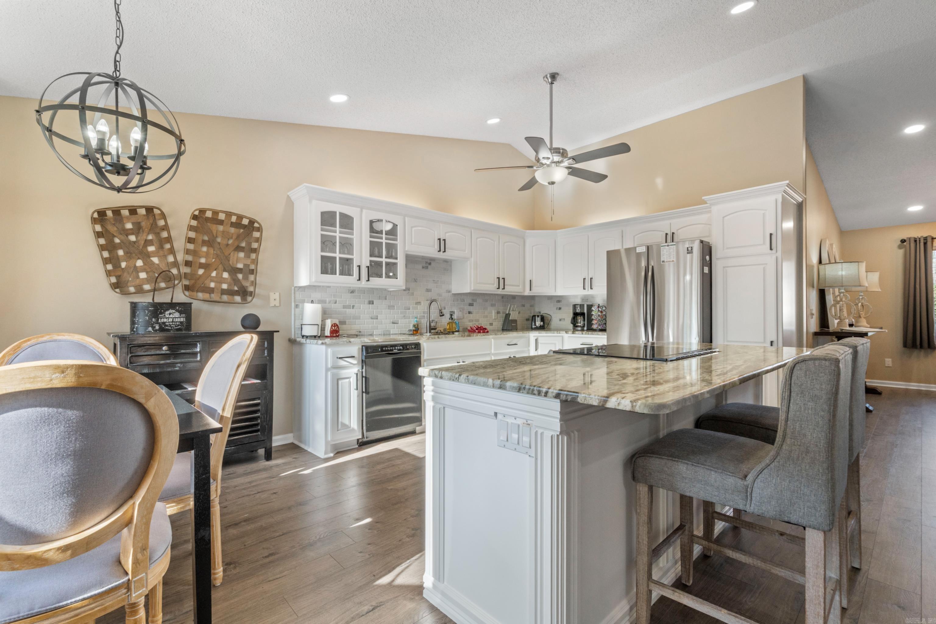 10 Rollo Lane Hot Springs Village, AR 71909