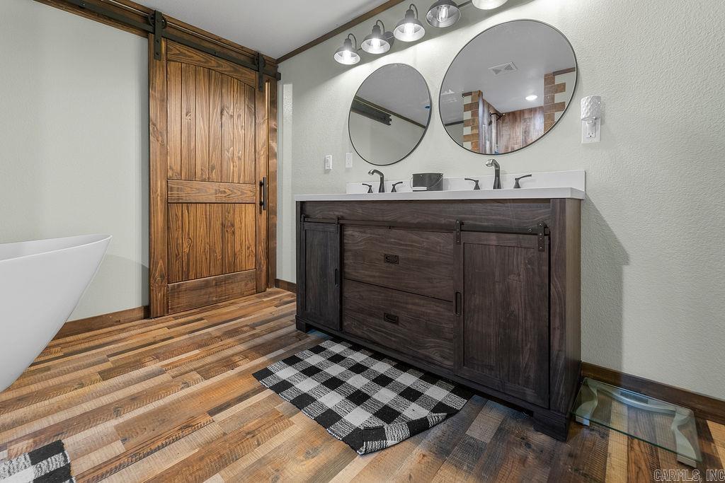 344  Rockwood Ln  Clinton, AR