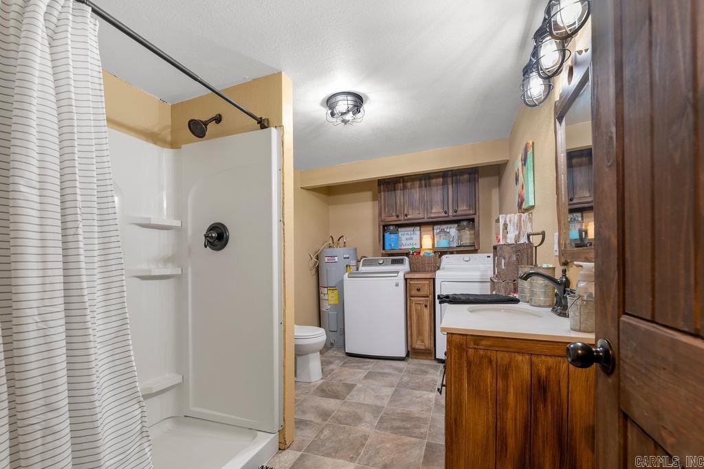 344  Rockwood Ln  Clinton, AR