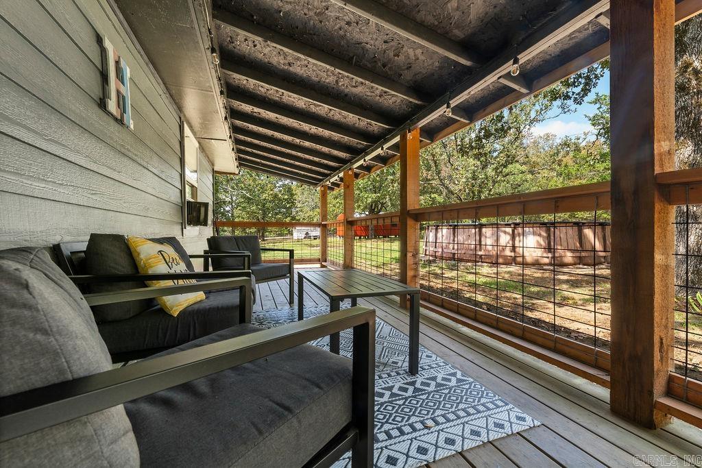 344  Rockwood Ln  Clinton, AR
