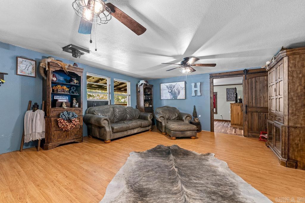 344  Rockwood Ln  Clinton, AR