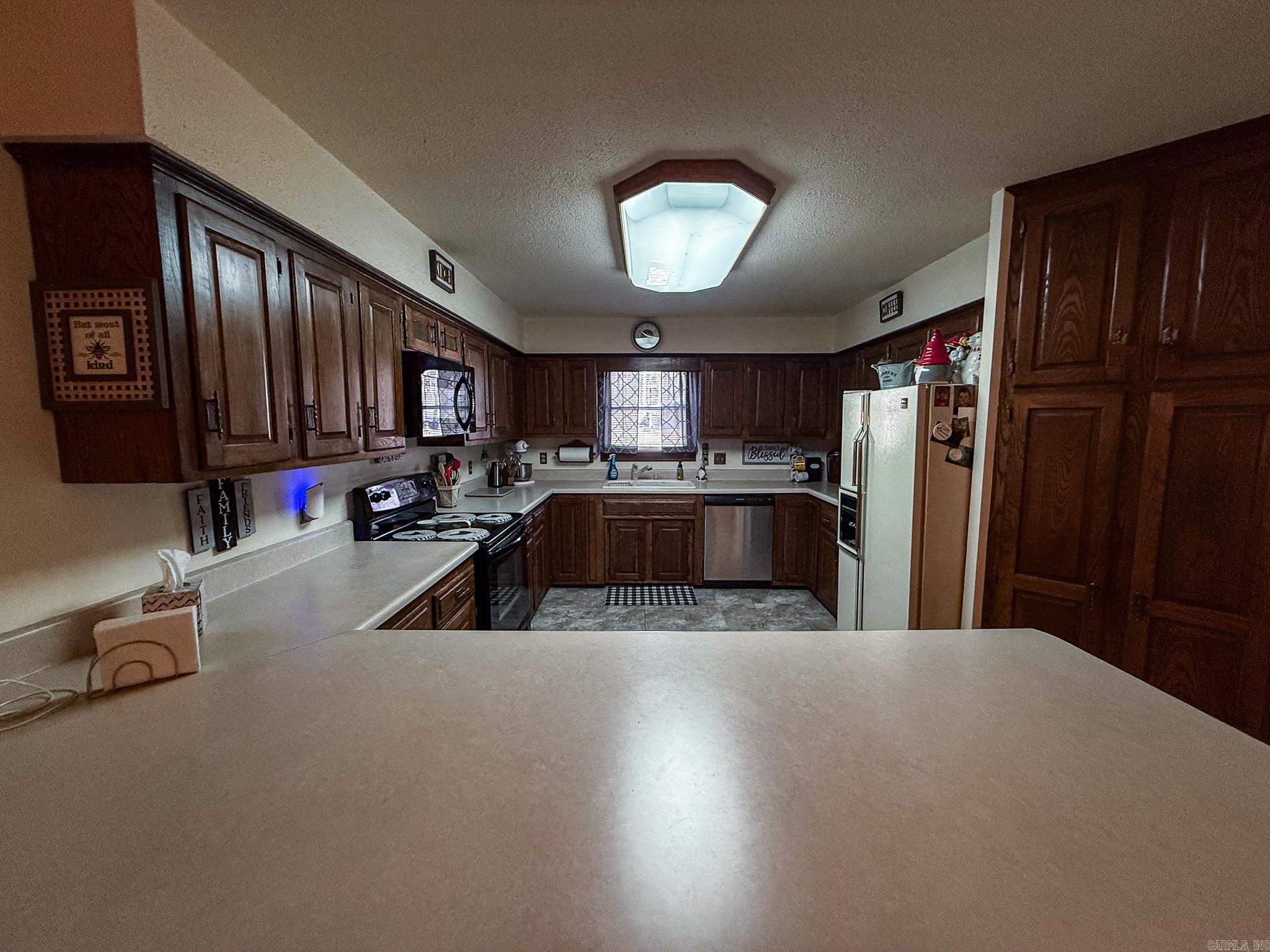 180  Pine Knot  Fairfield Bay, AR