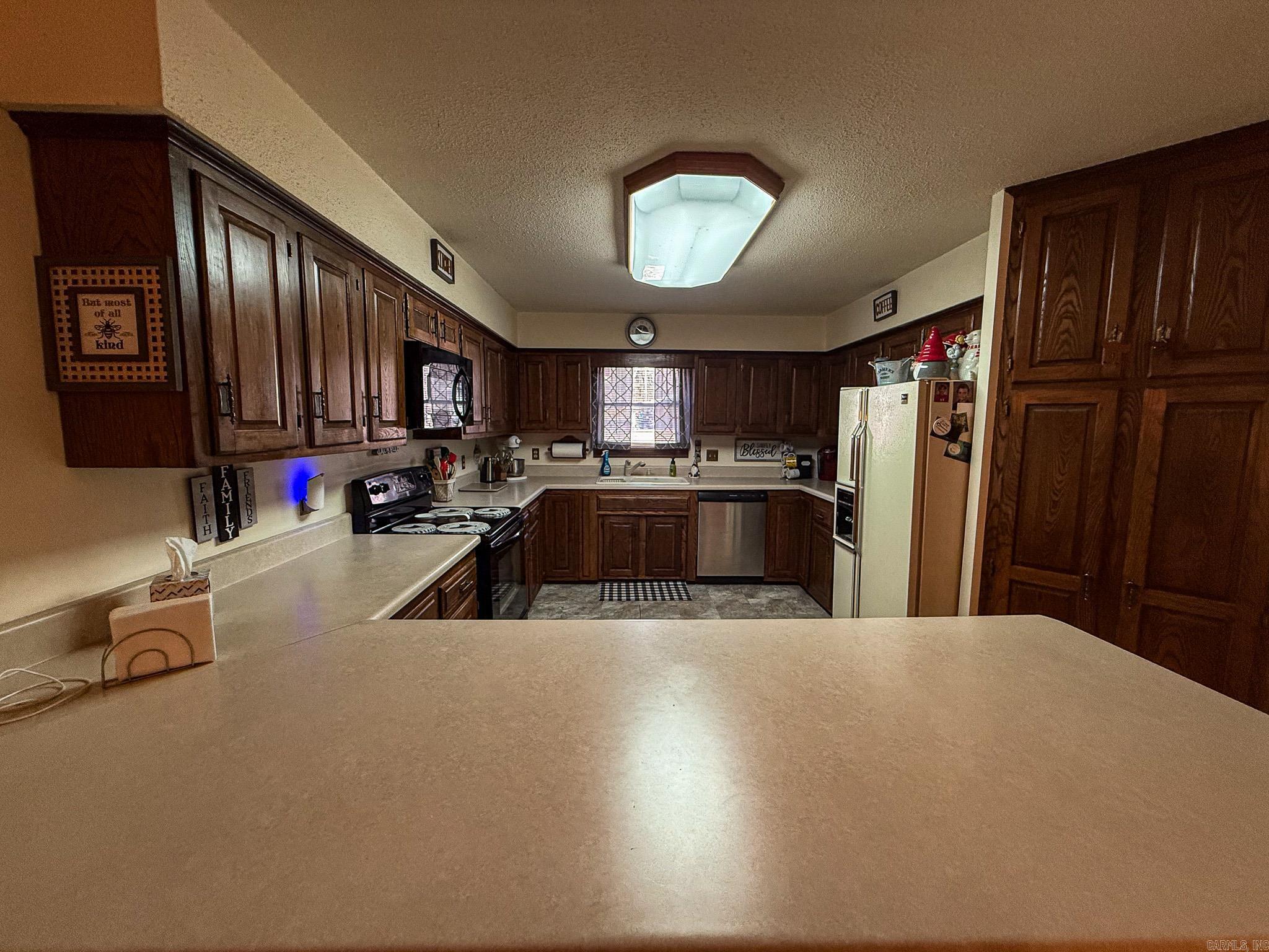 180  Pine Knot  Fairfield Bay, AR