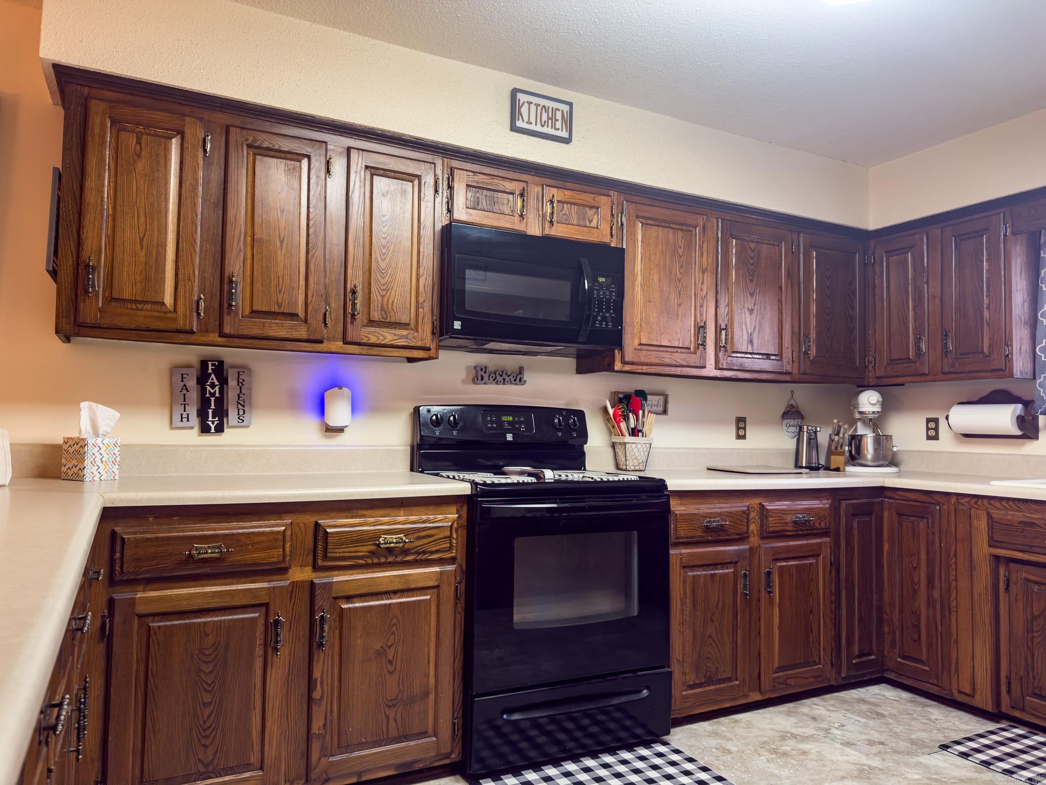 180  Pine Knot  Fairfield Bay, AR