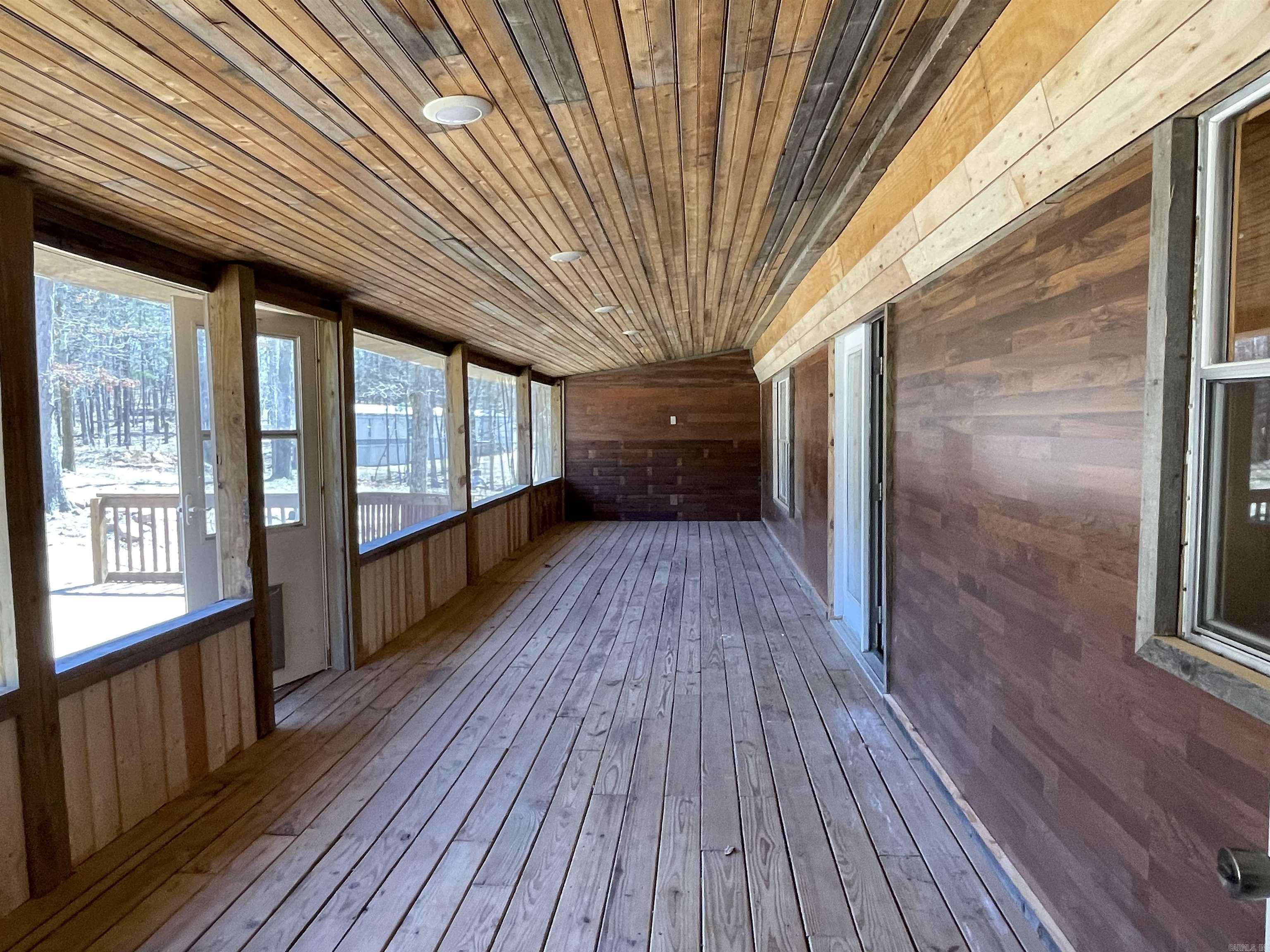 1770 Old Hickory Road Shirley, AR 72153